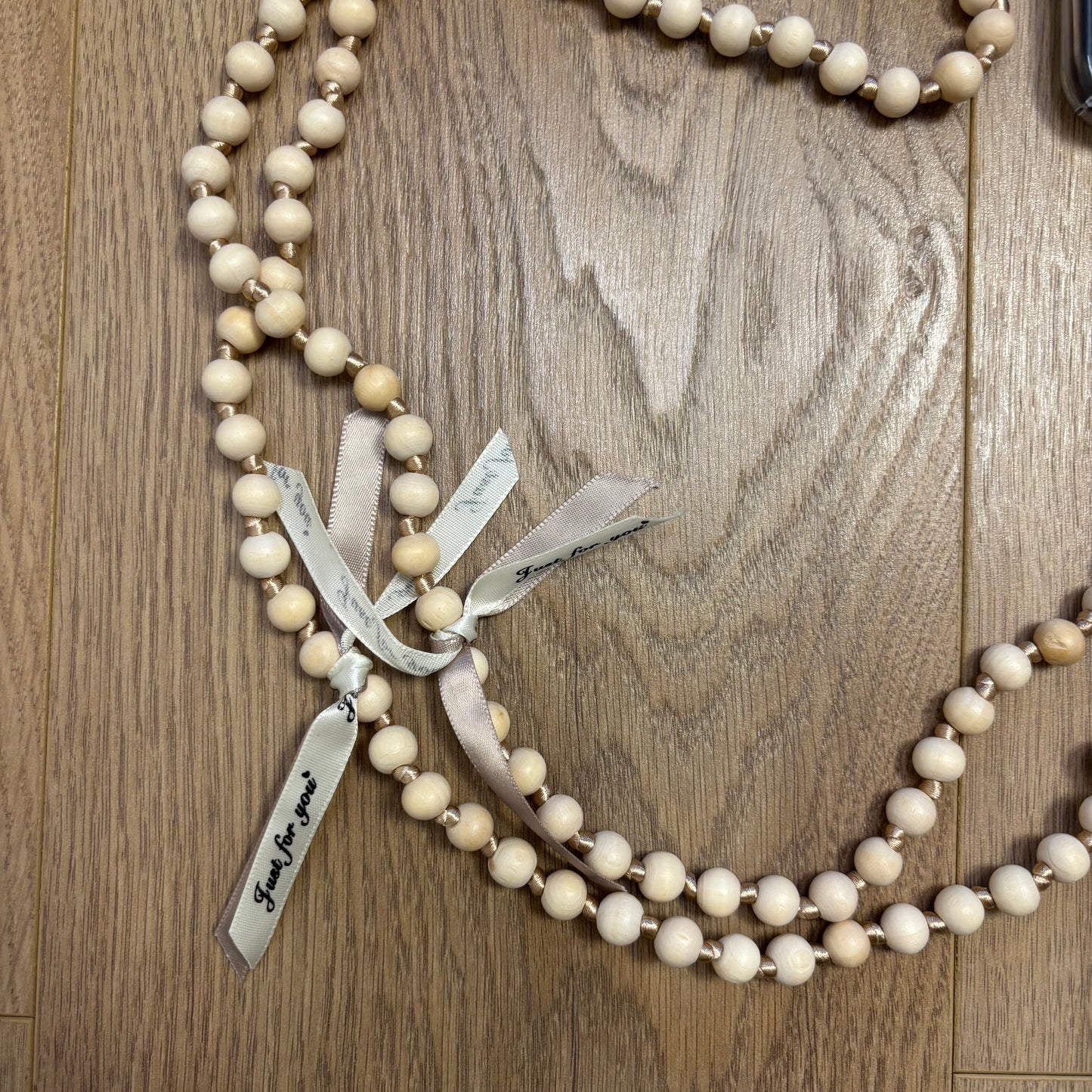 Handykette mit kleinen Holzkugeln Neutral