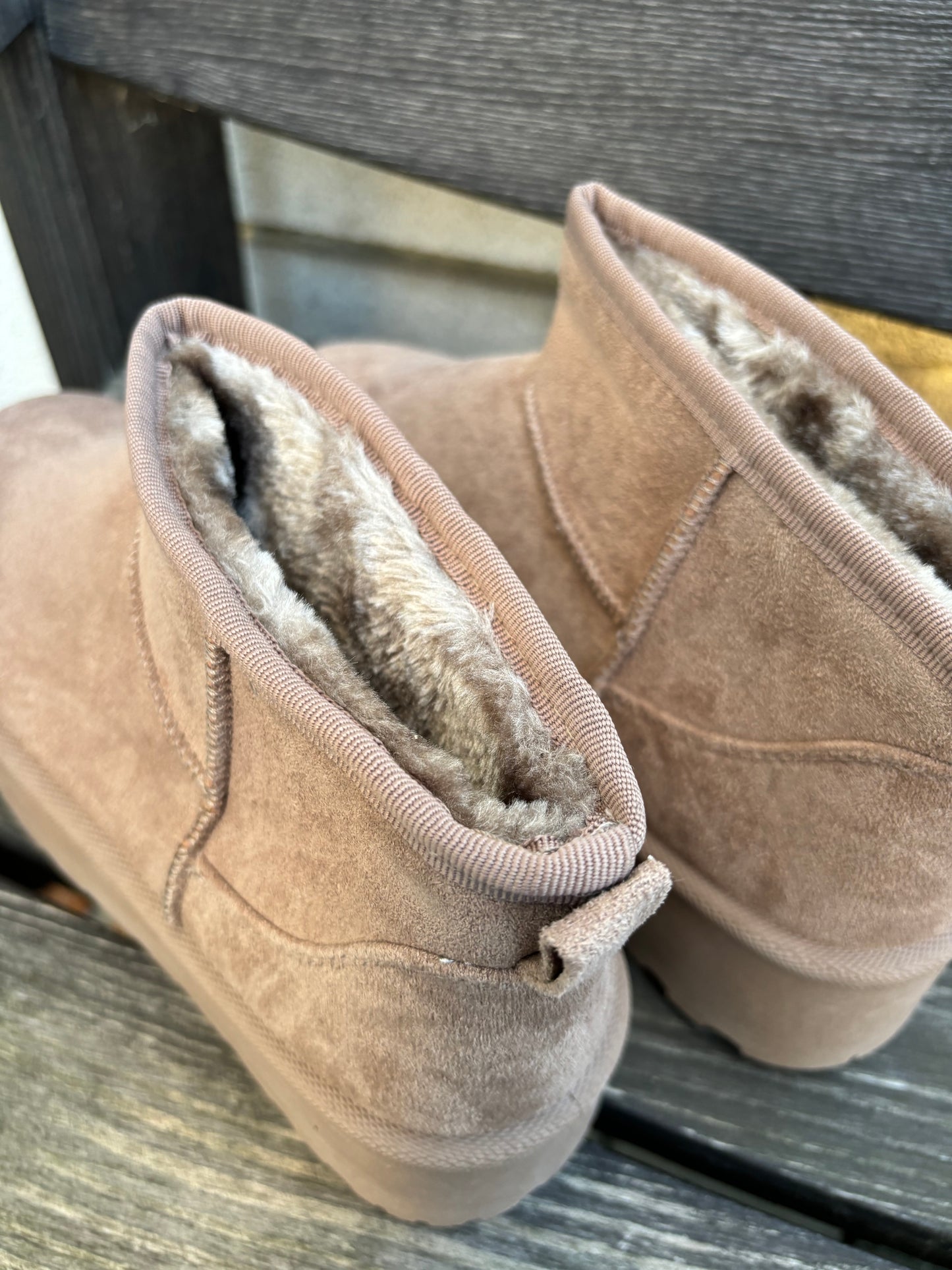 Boots „Cozy“ Braun