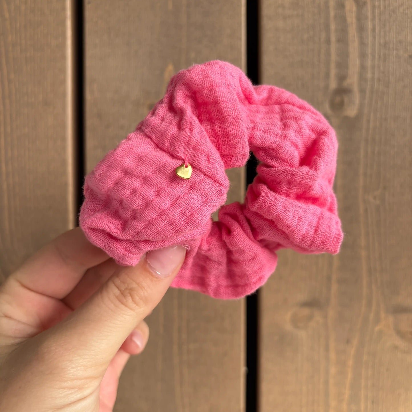 Scrunchie Musselin Neonrosa
