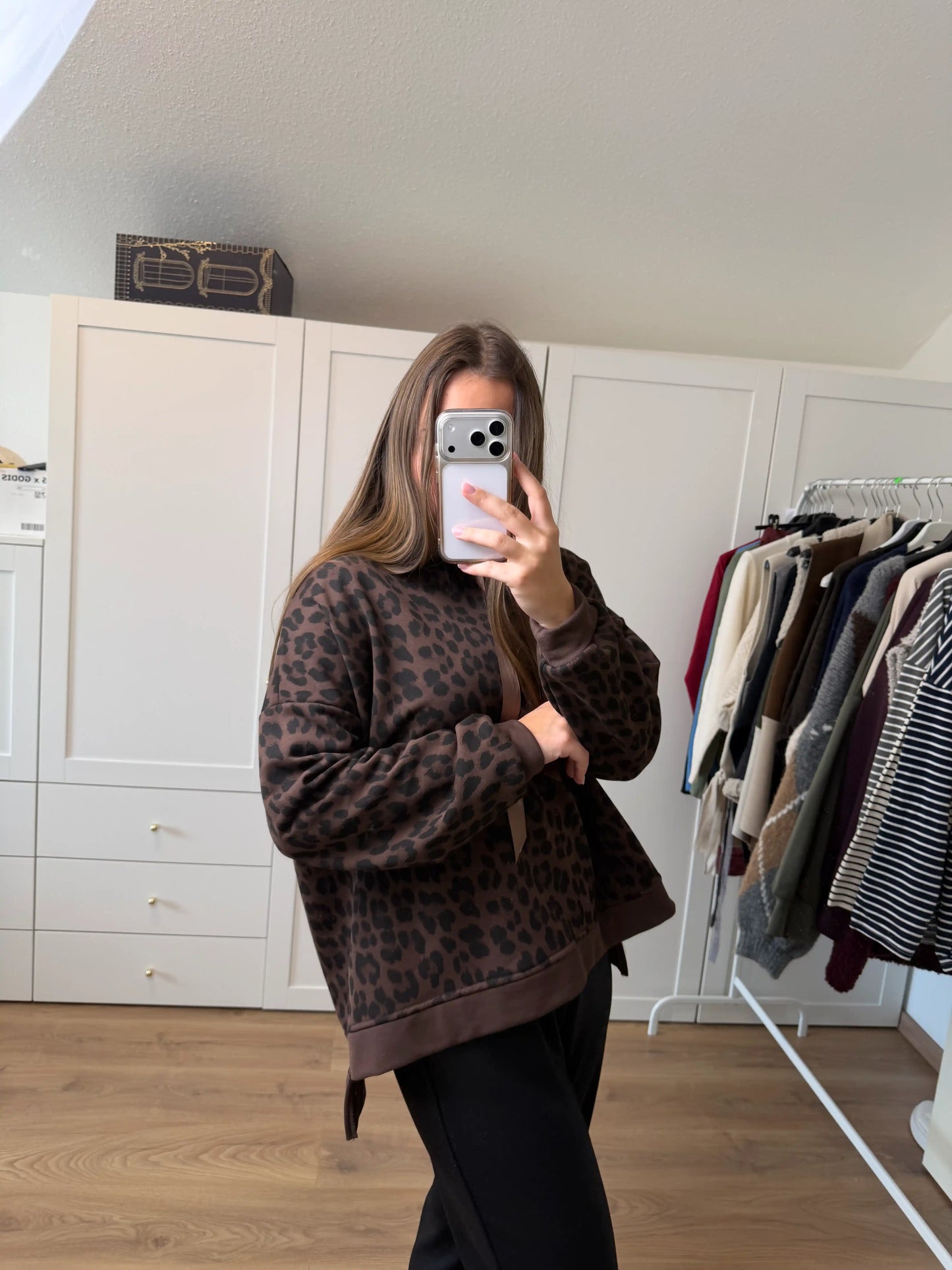 Kapuzenpullover "Leo" Schokobraun