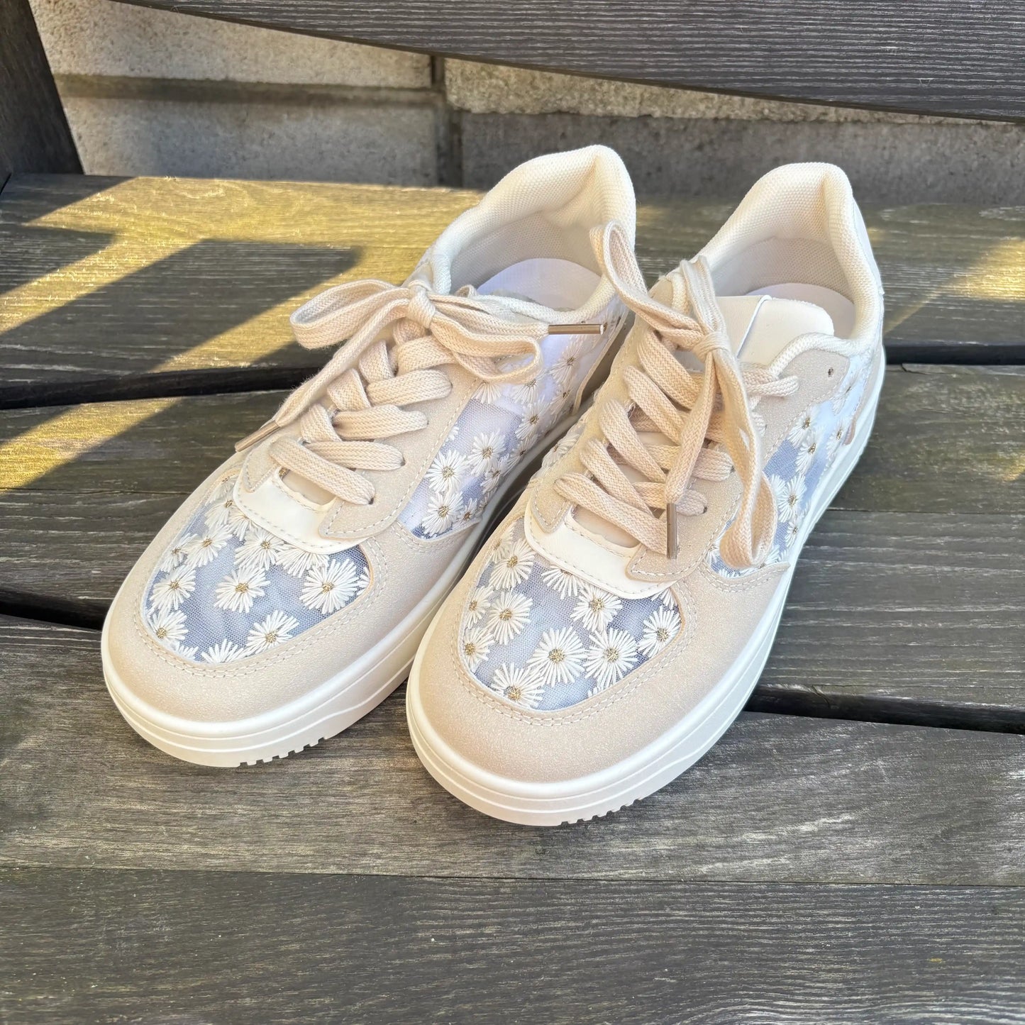 Sneaker "Gänseblümchen"