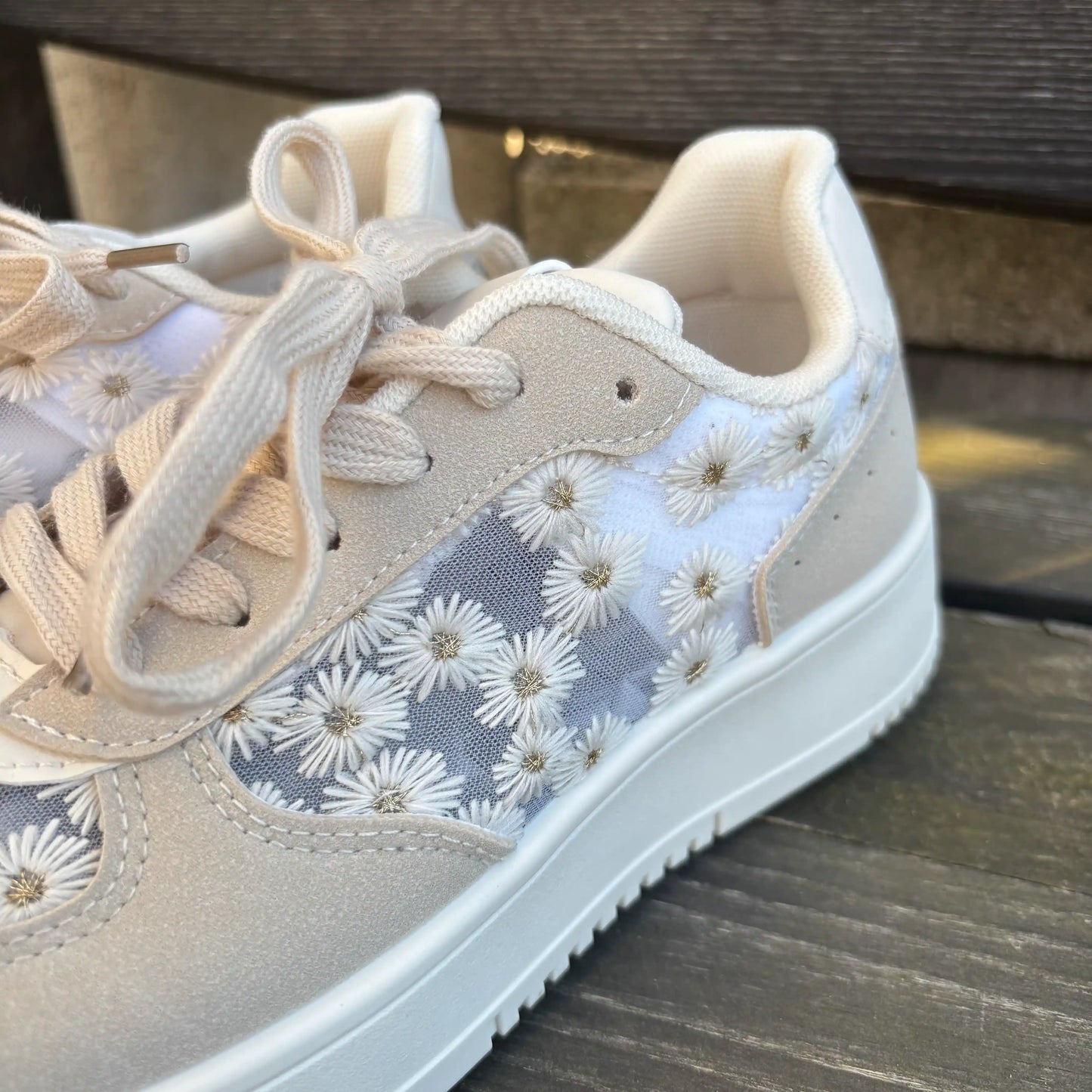 Sneaker "Gänseblümchen"