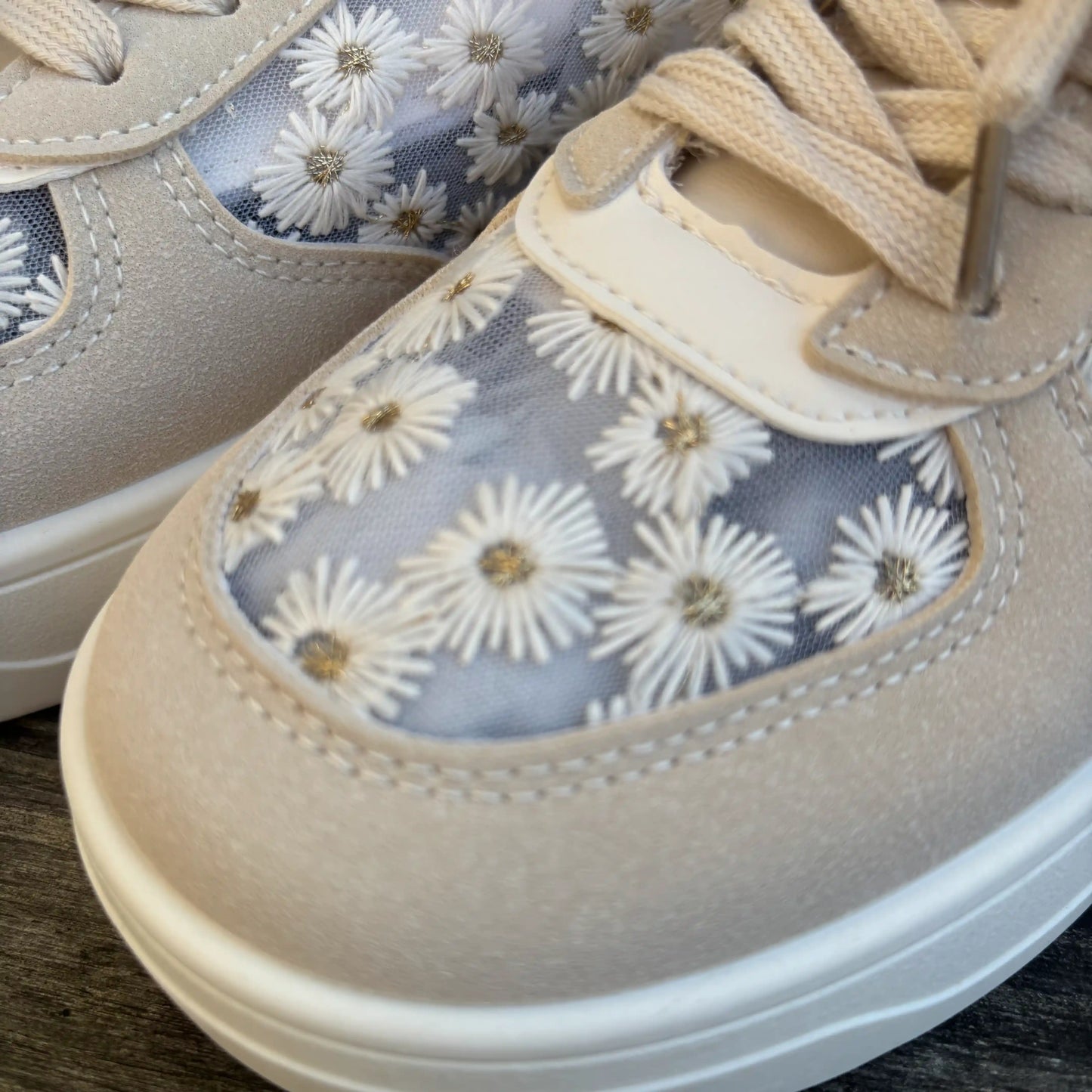 Sneaker "Gänseblümchen"