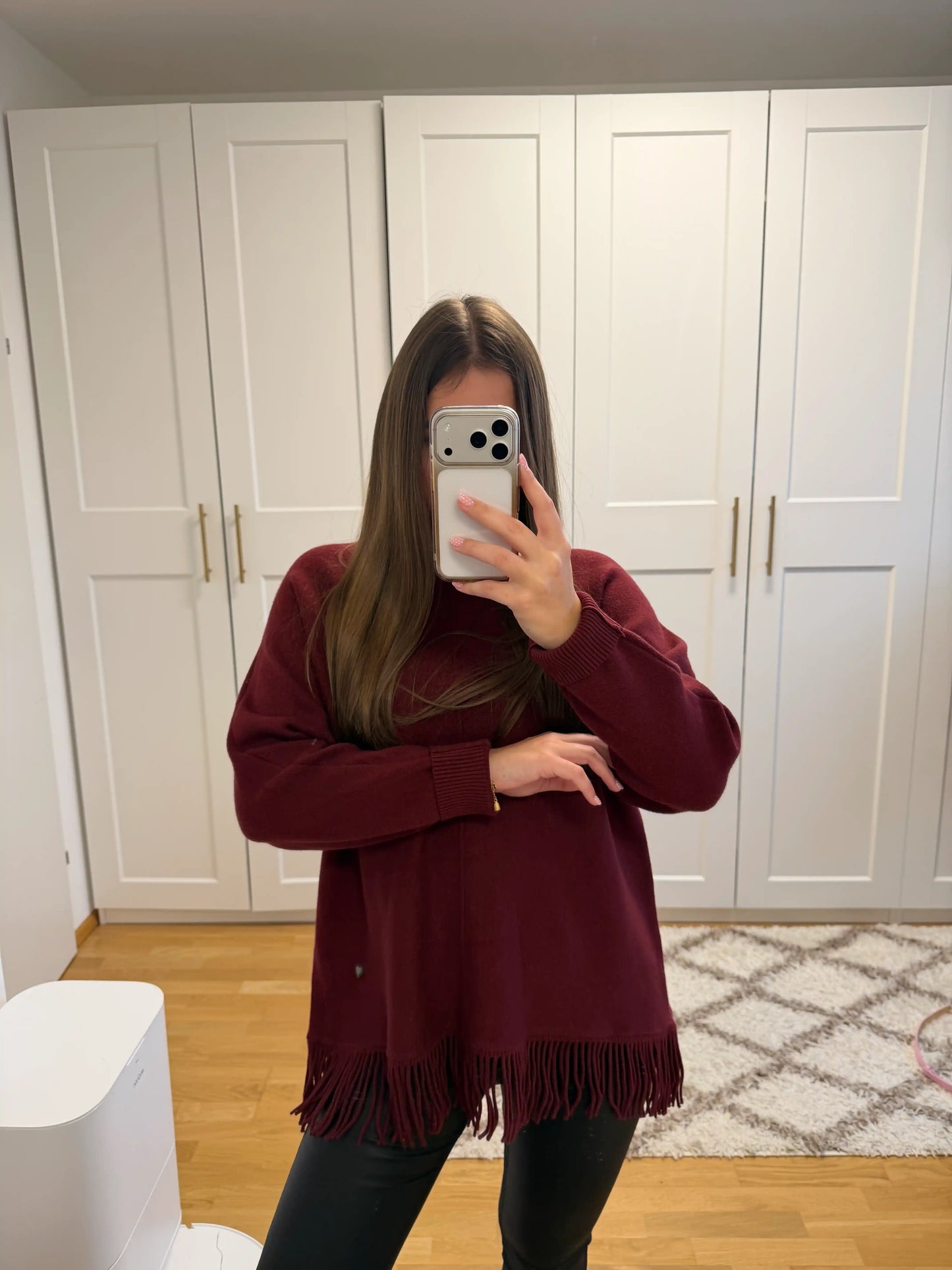 Fransenpullover Weinrot