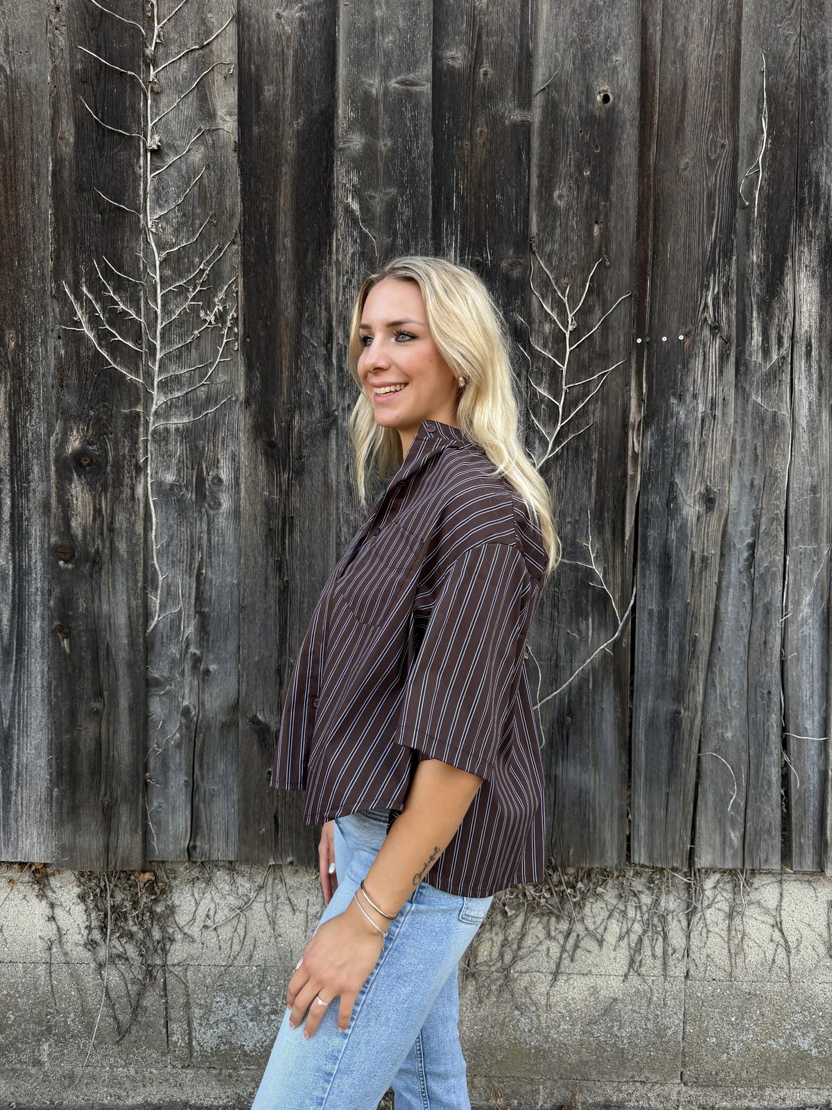 Crop-Bluse "Pinstripe" Schokobraun