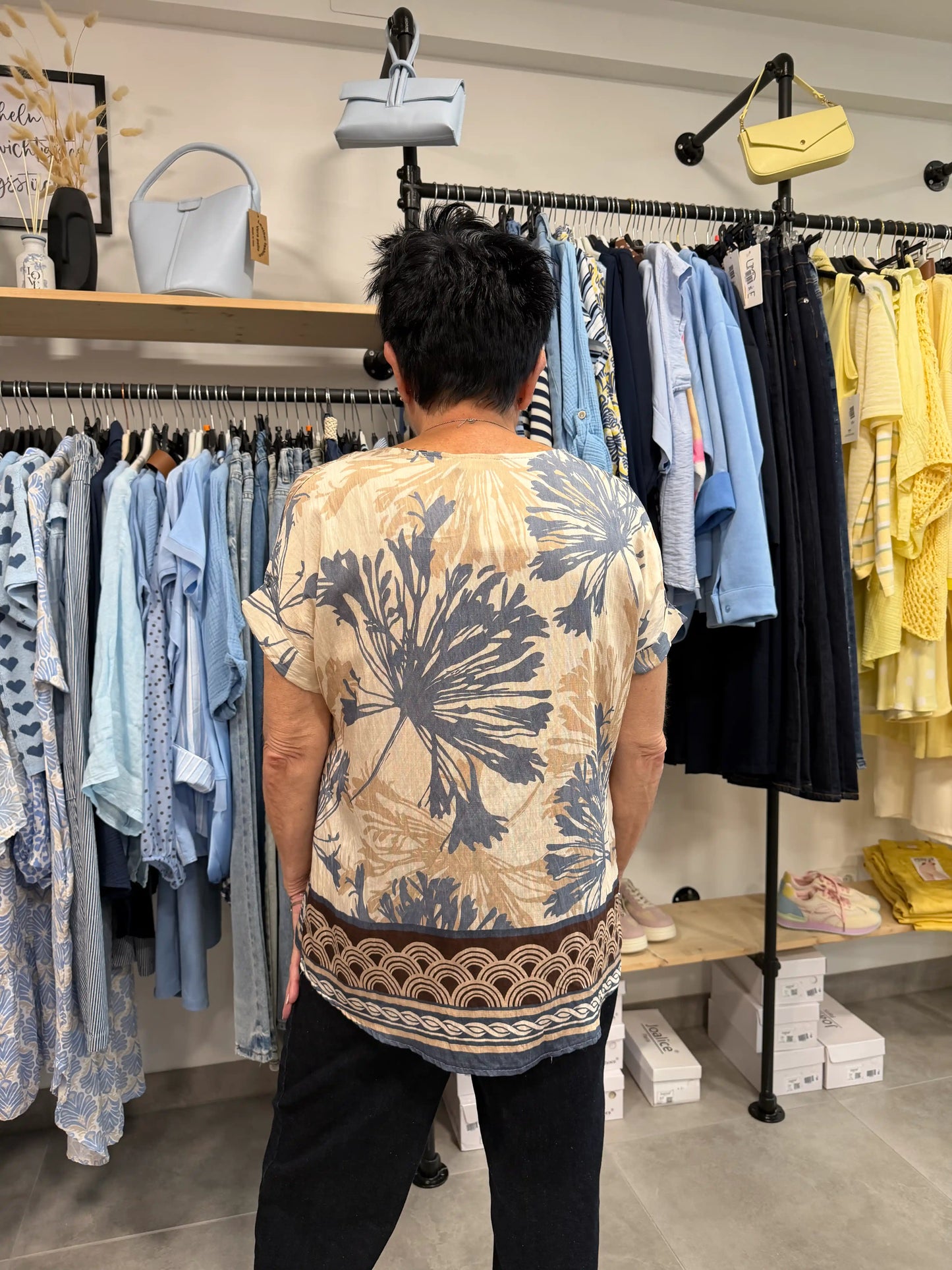 Shirt "Natural Bloom" Hellblau