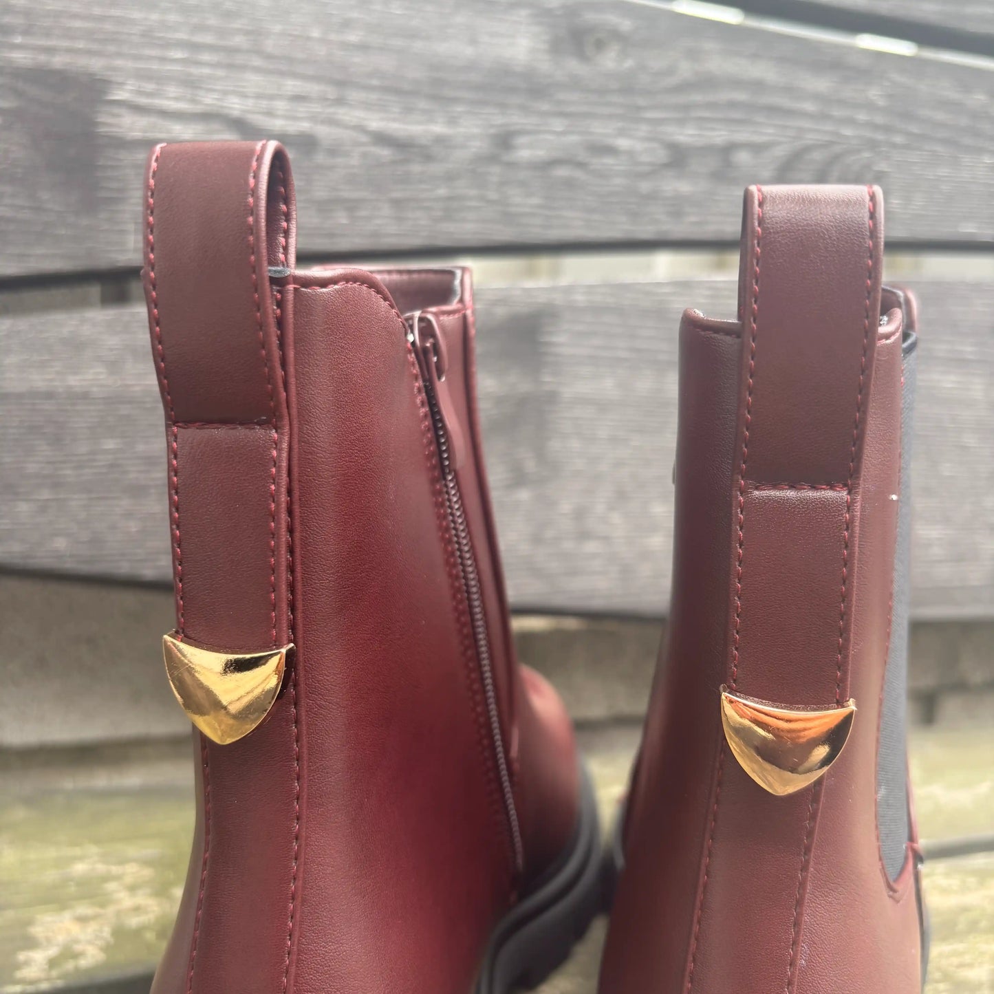 Boots Weinrot