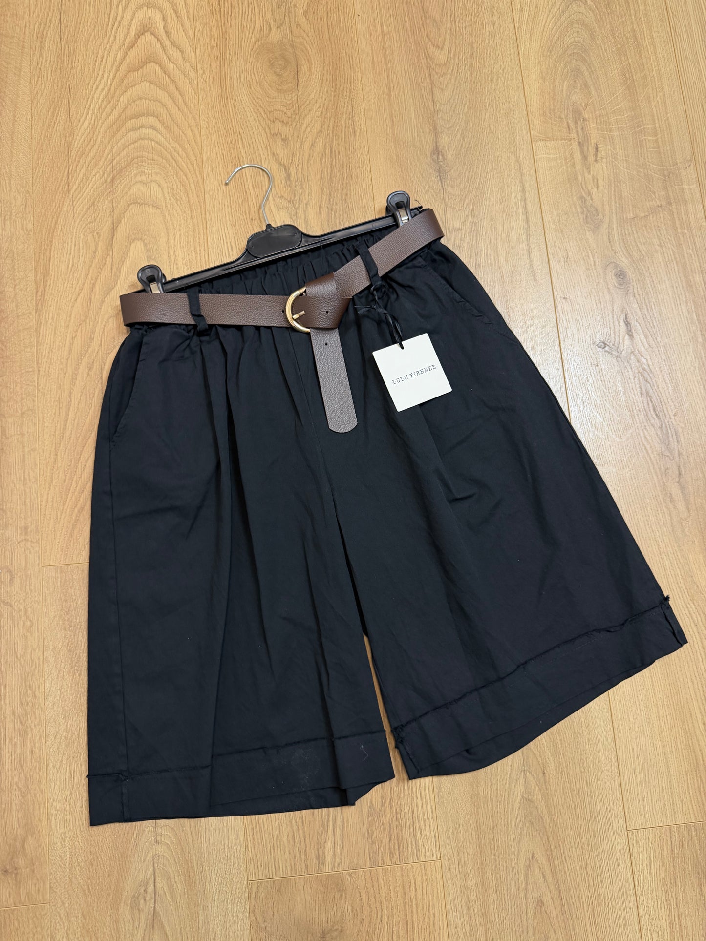 Bermuda-Shorts Schwarz
