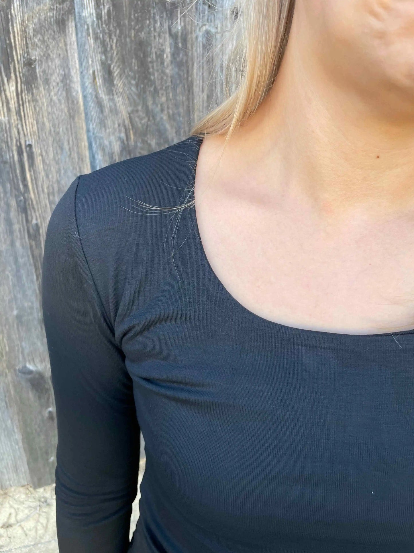 Basic-Langarmshirt I Schwarz