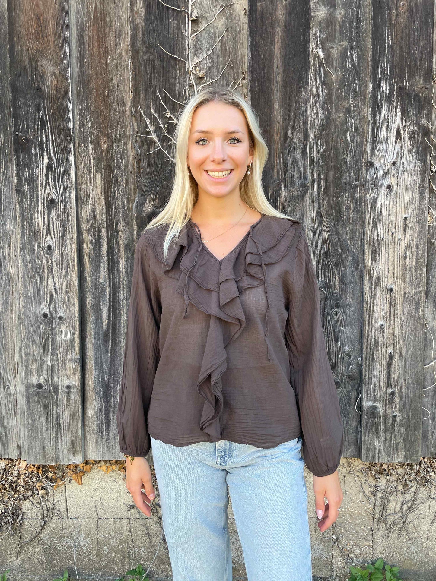 Bluse "Volant Vibes" Schokobraun