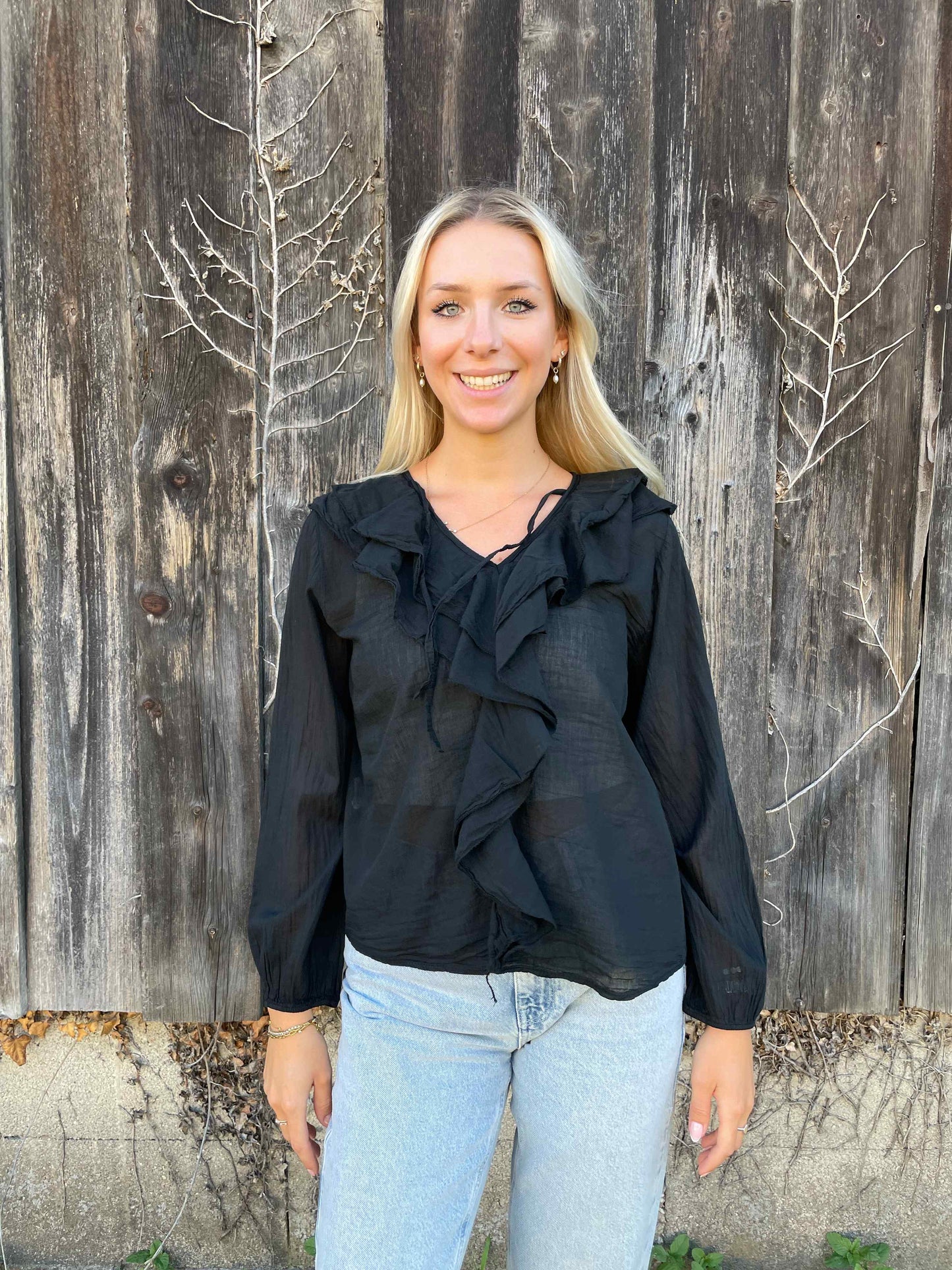 Bluse "Volant Vibes" Schwarz