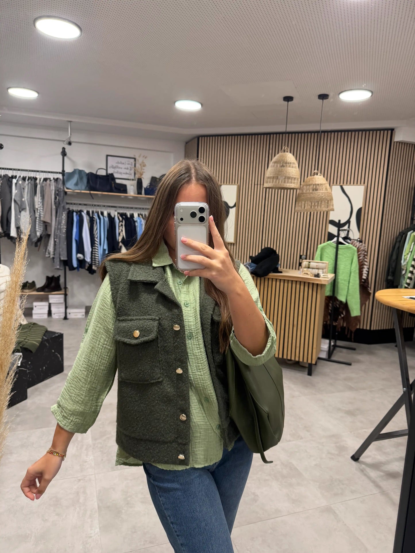 Teddygilet Olivegrün
