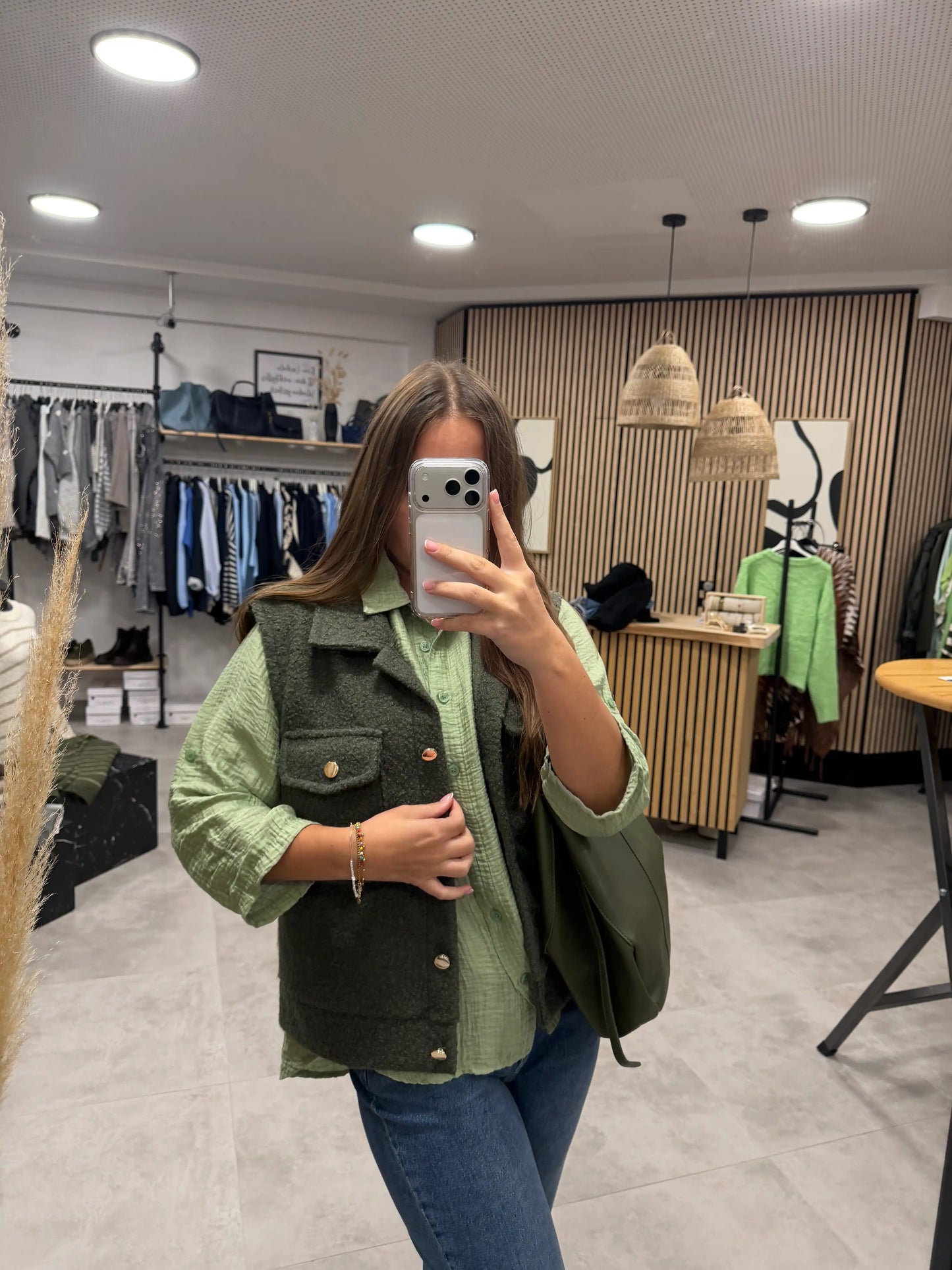 Teddygilet Olivegrün