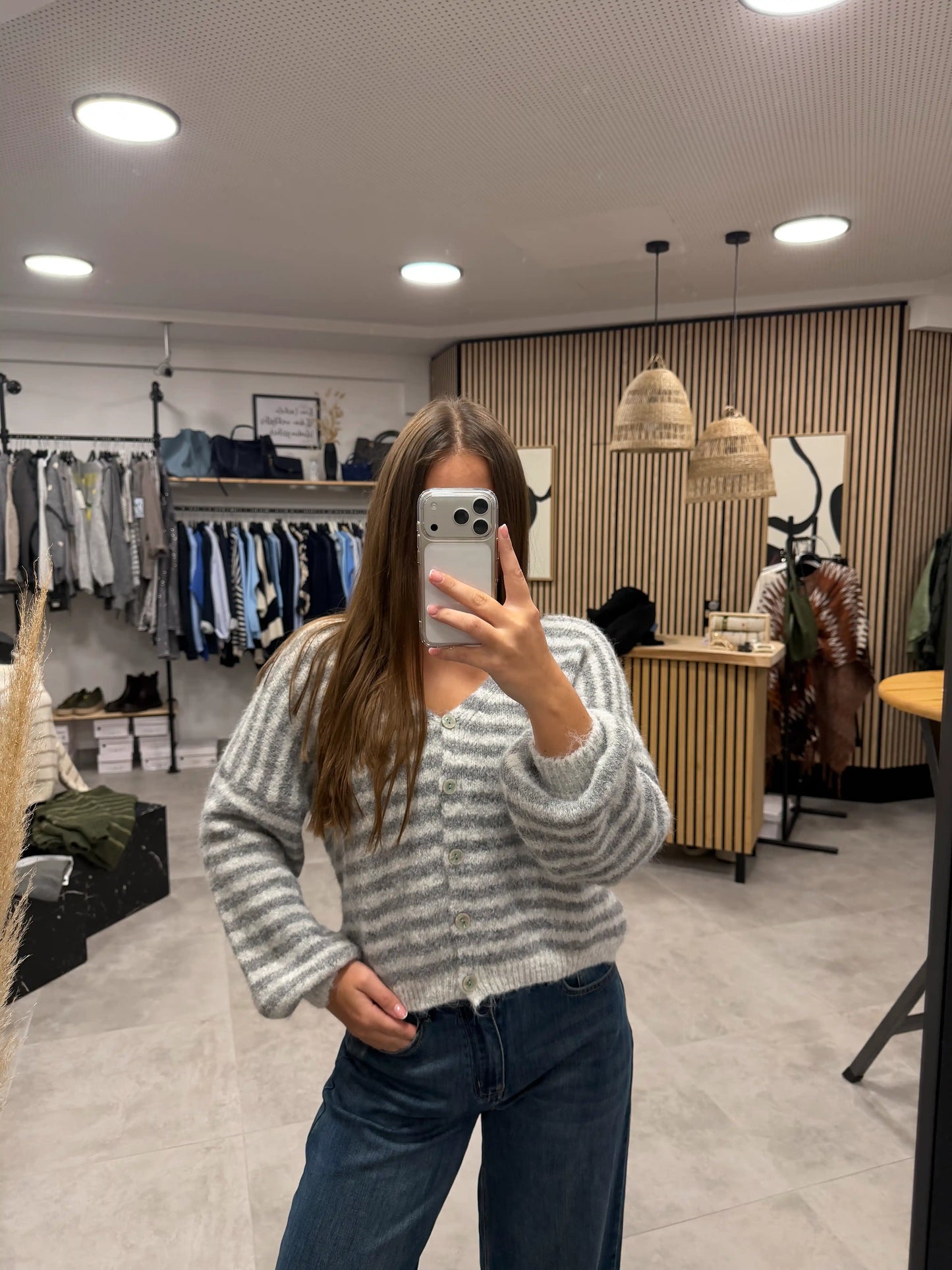 Cardigan "Streifentiger" Grau