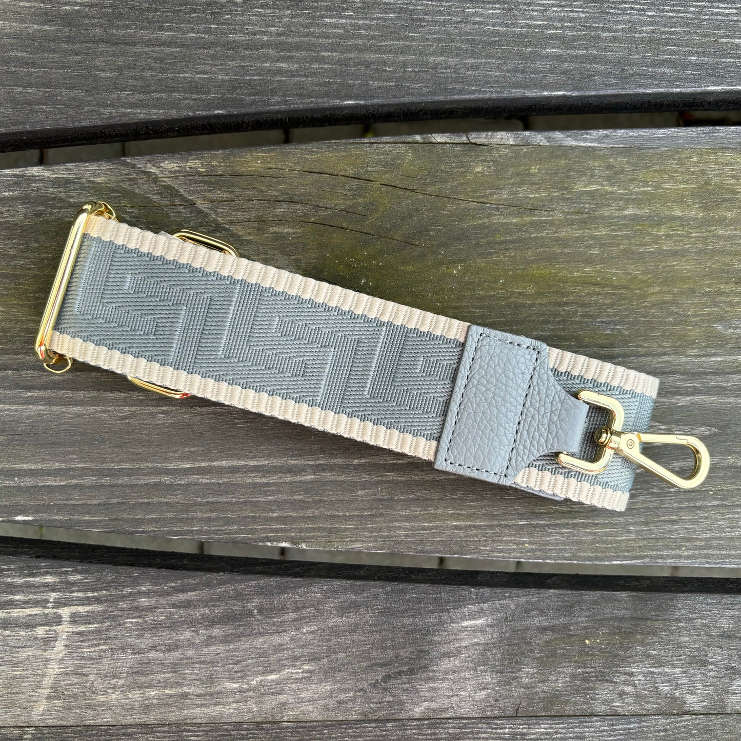 Taschengurt "Neutral" mit goldener Hardware