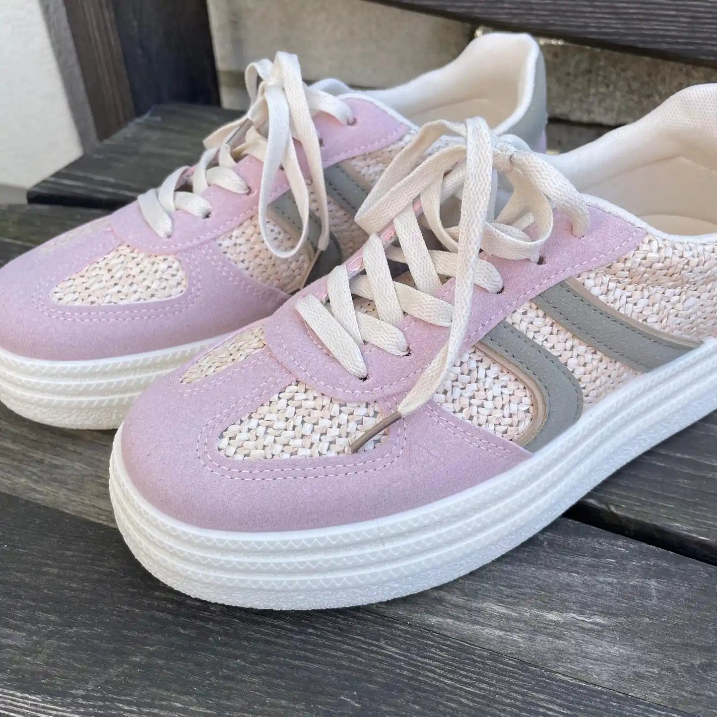 Sneaker "Pink meets Green"