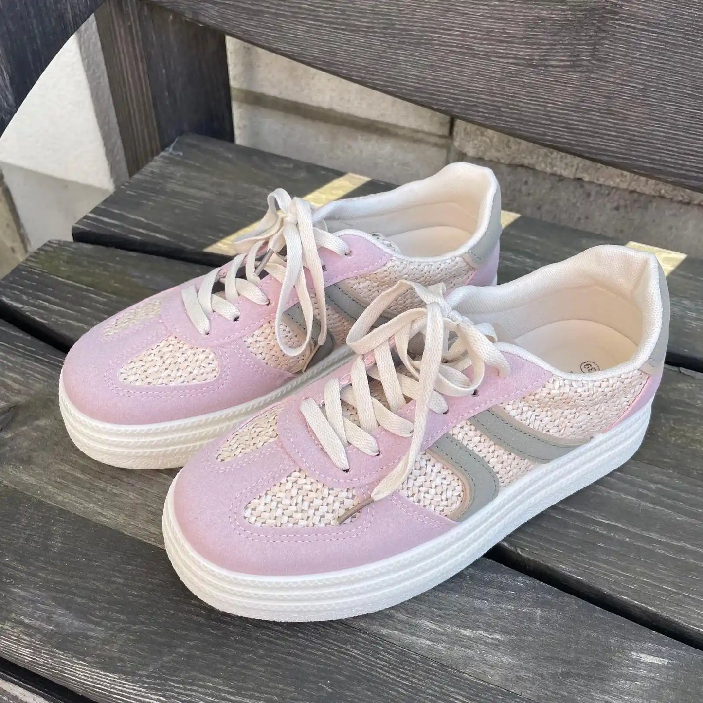 Sneaker "Pink meets Green"