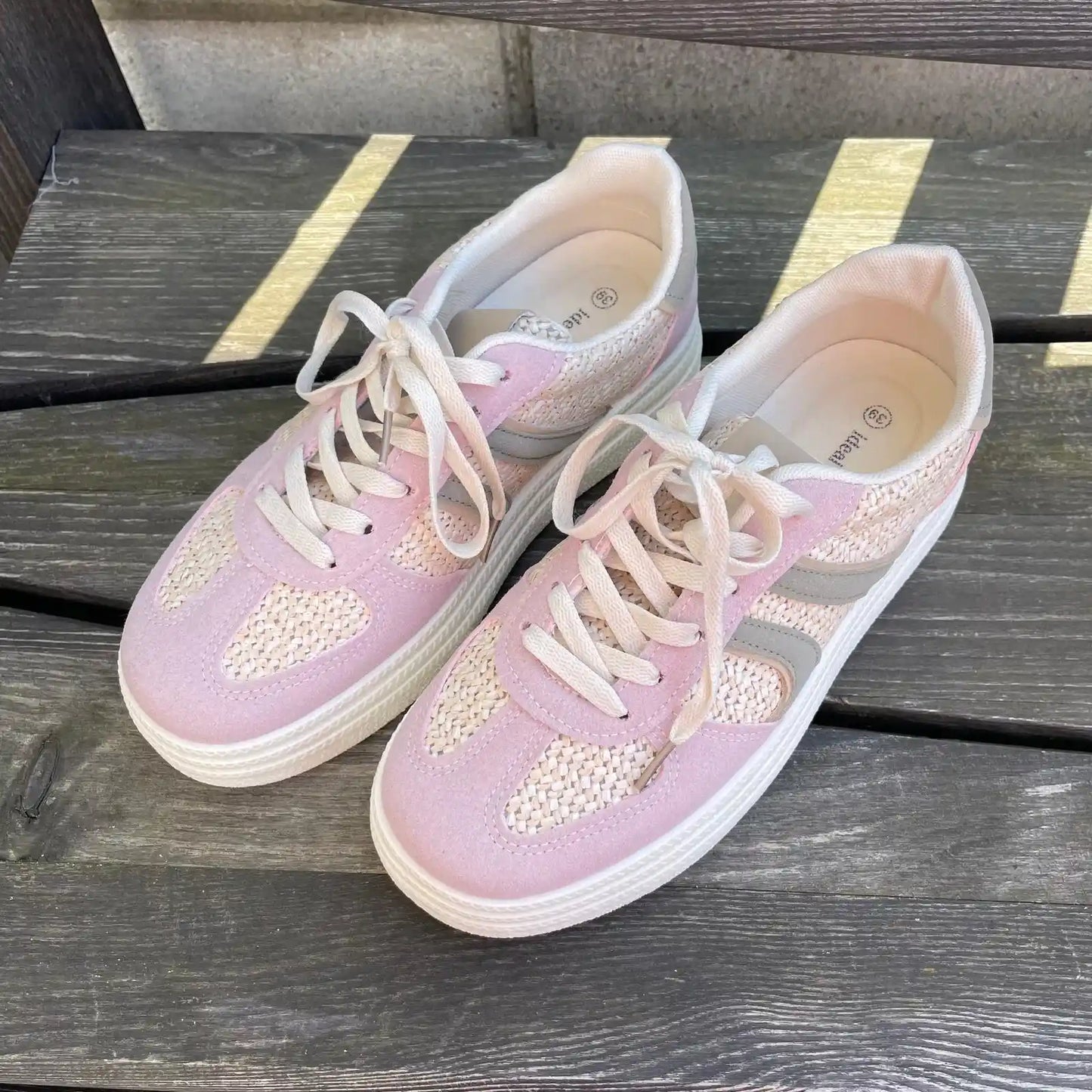 Sneaker "Pink meets Green"