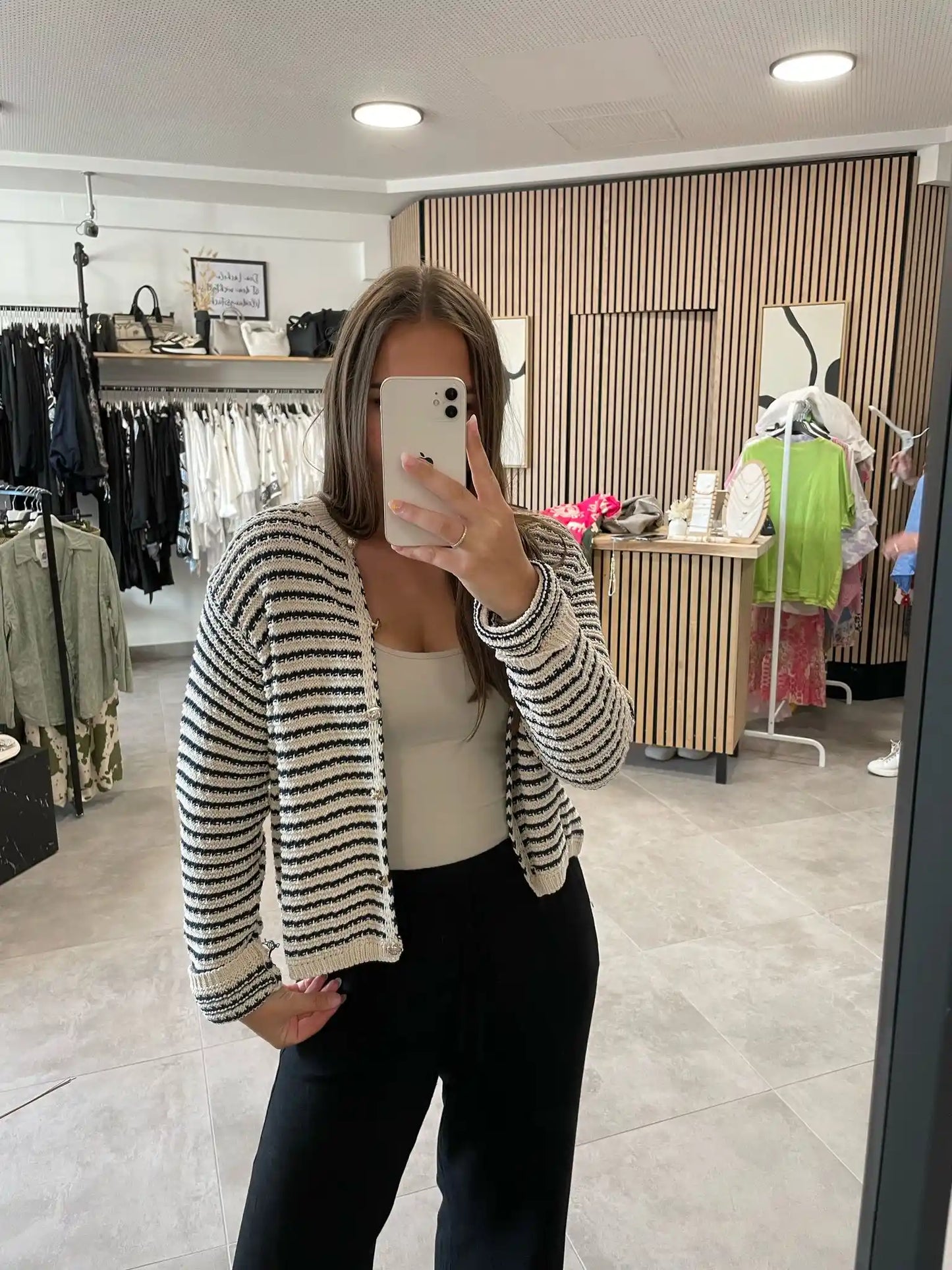 Strickjacke "Goldknöpfchen" Dunkelblau