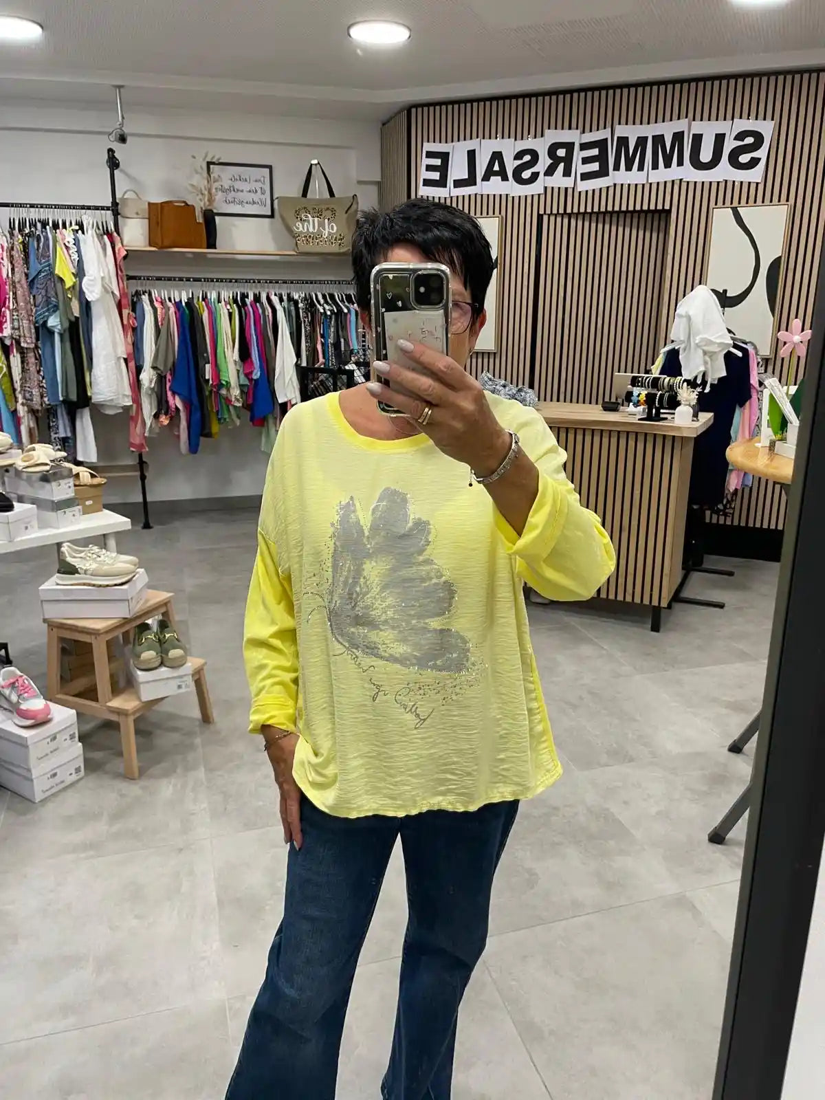 Langarmshirt "Schmetterling" Pastellgelb