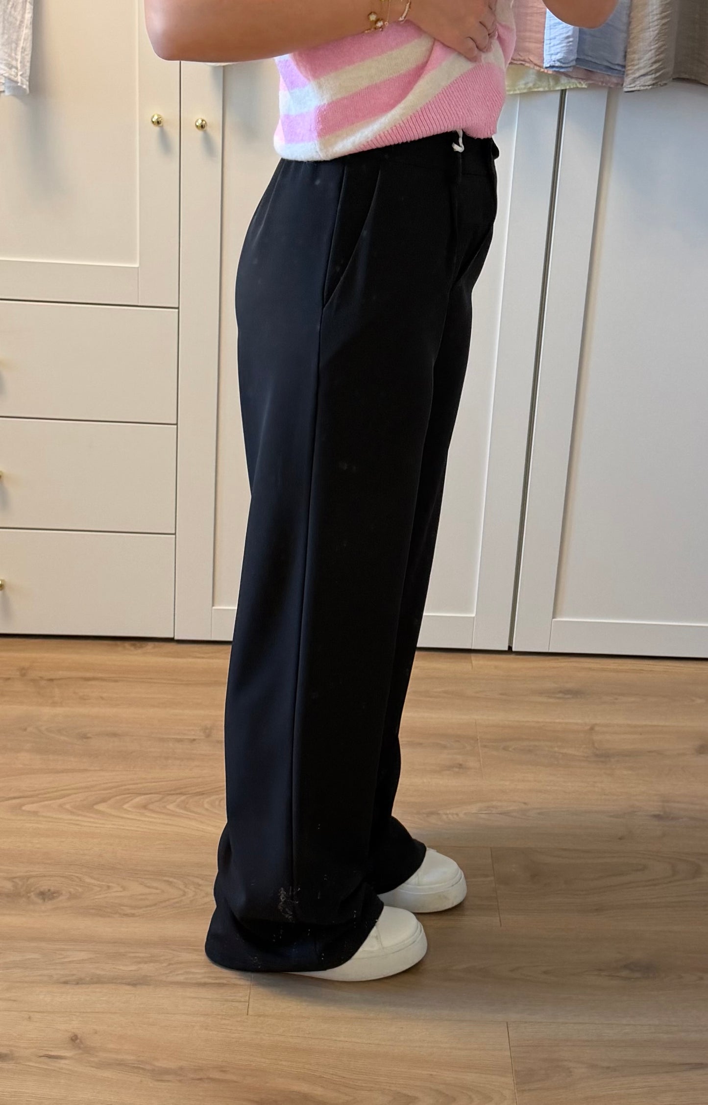 Stoffhose „Wide“ Schwarz