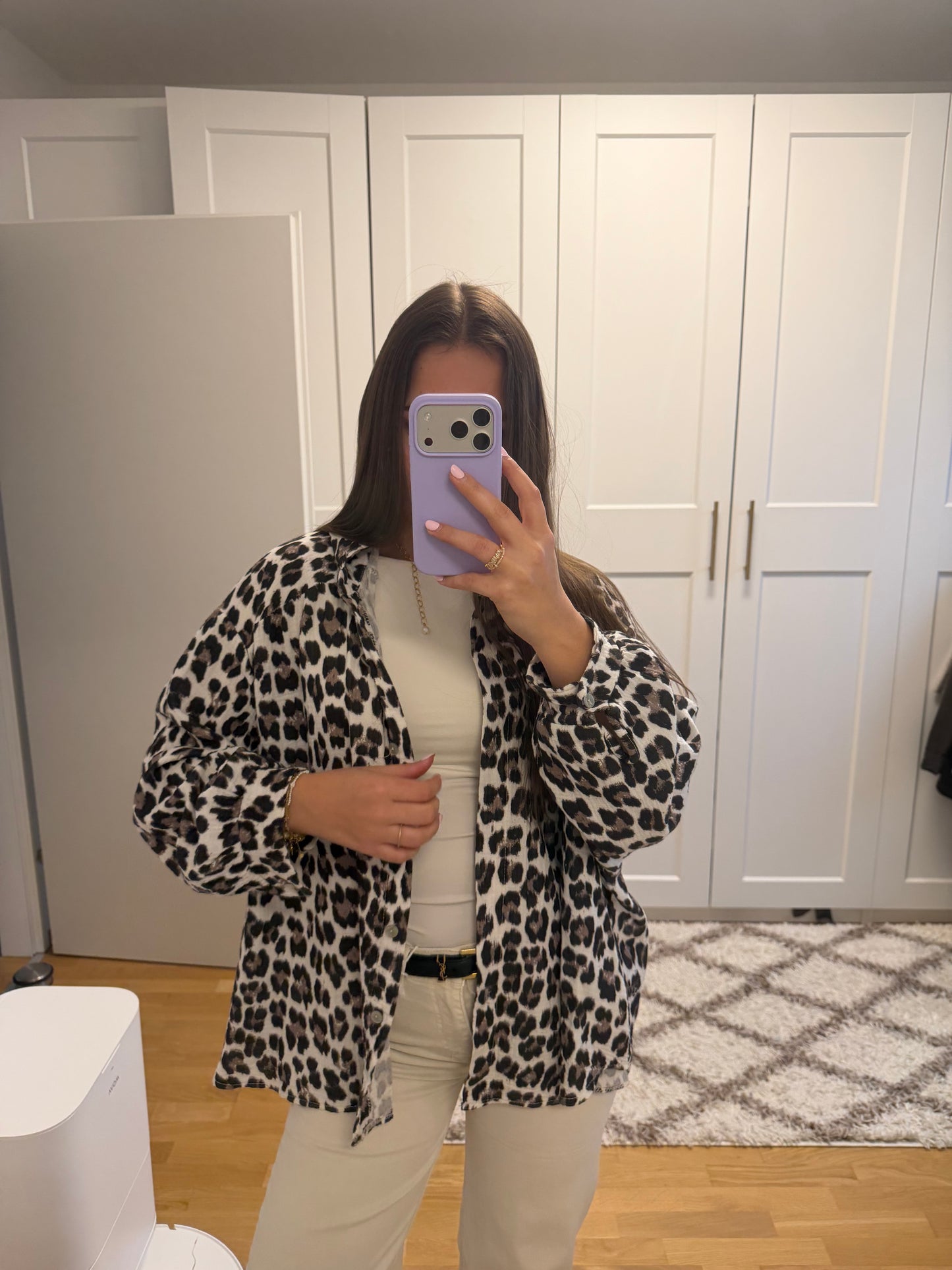 Musselinbluse Leomuster