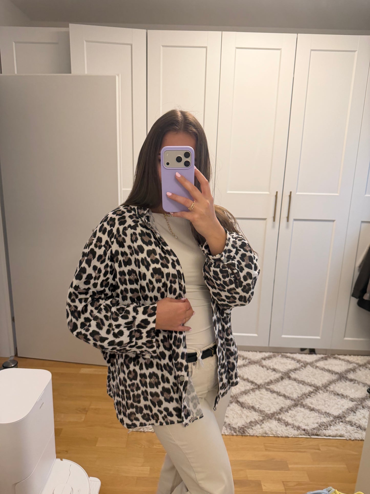 Musselinbluse Leomuster