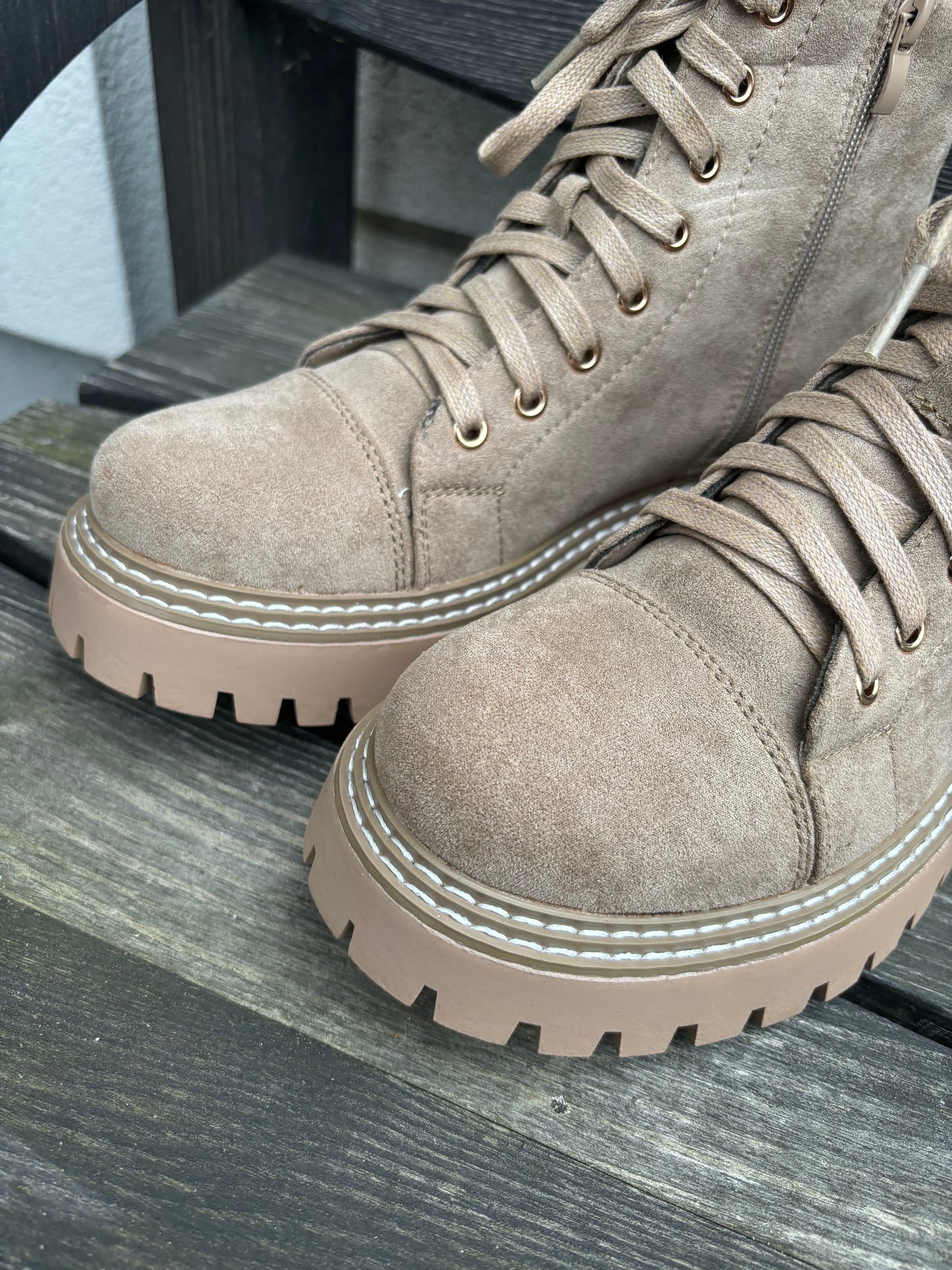 Boots „Herzi“ Taupe