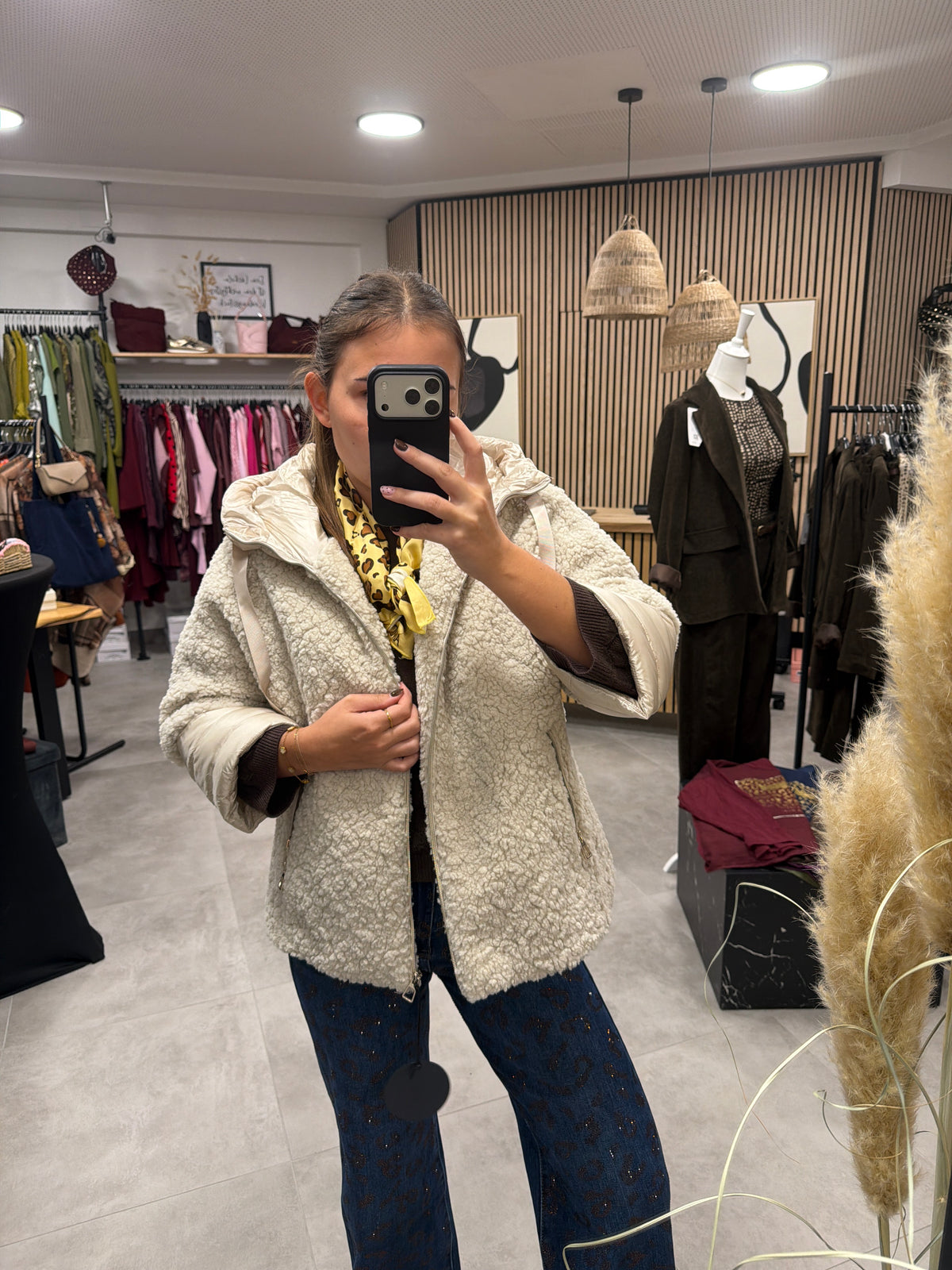 Teddyjacke Offwhite