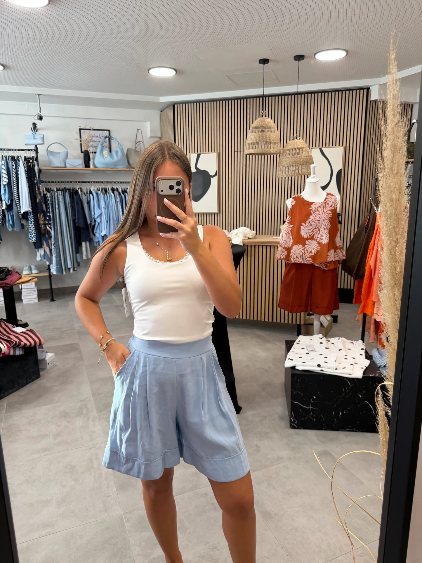 Shorts "Olivia" Hellblau