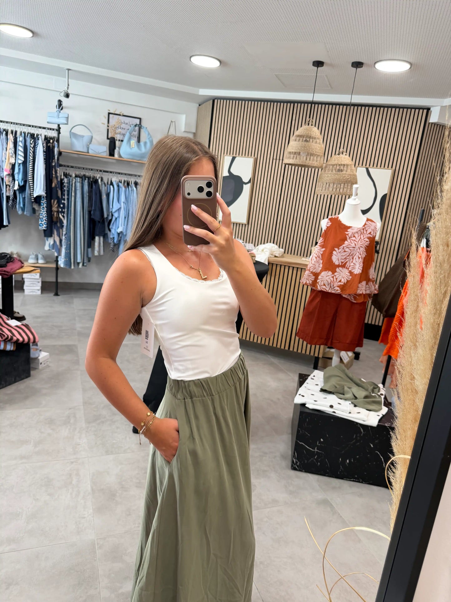 Rock "Olivia" Olive