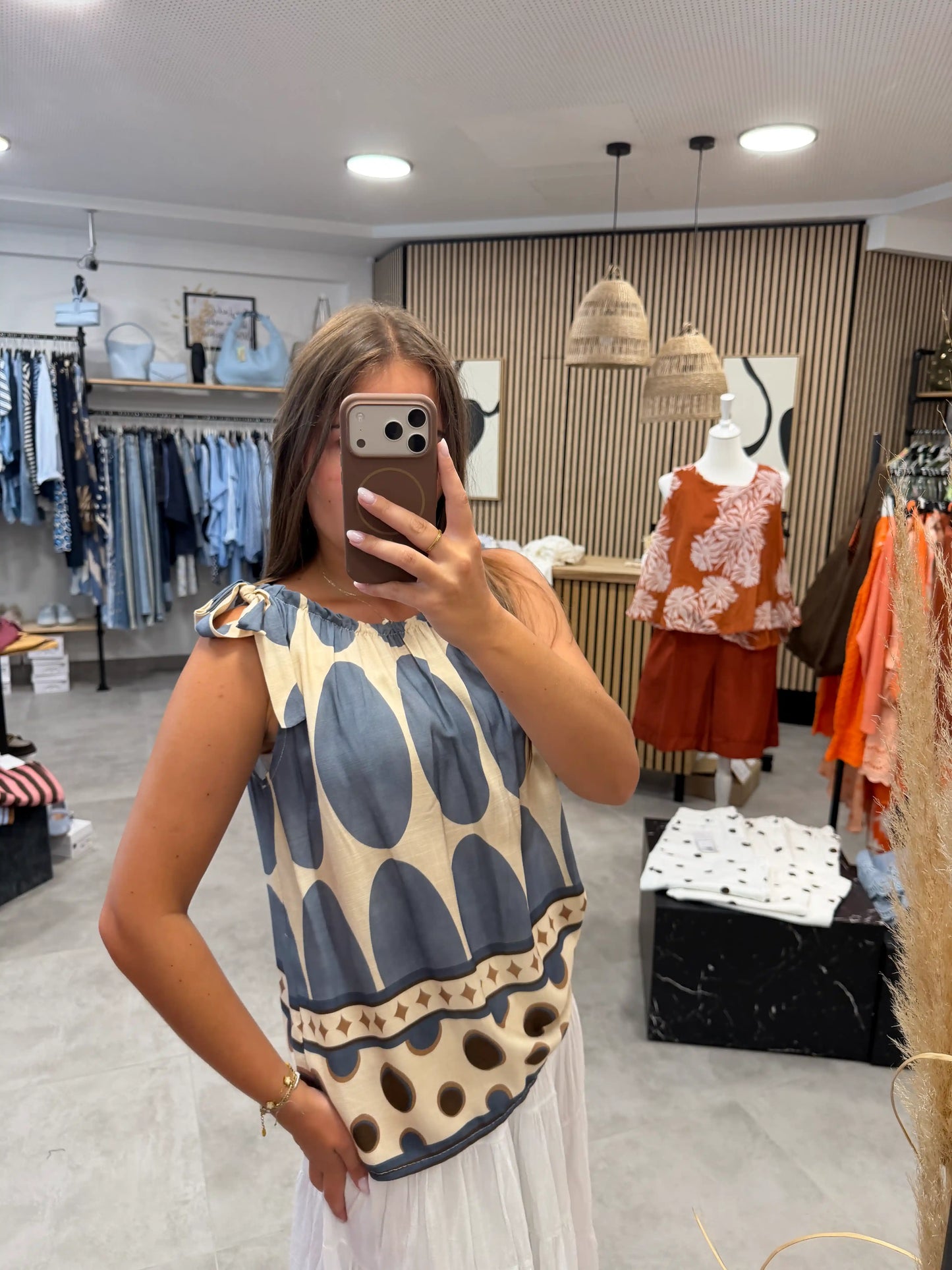 Bluse "Big Dots" Hellblau