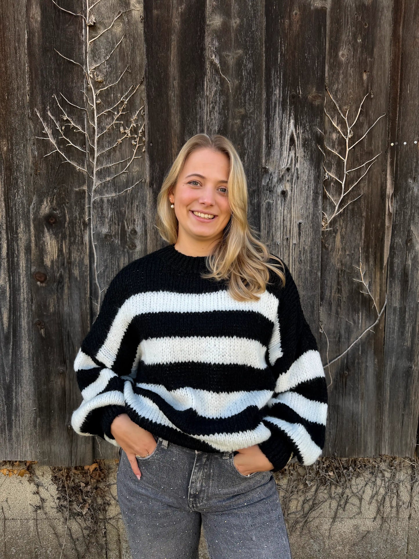 Pullover "Contrast" Schwarz