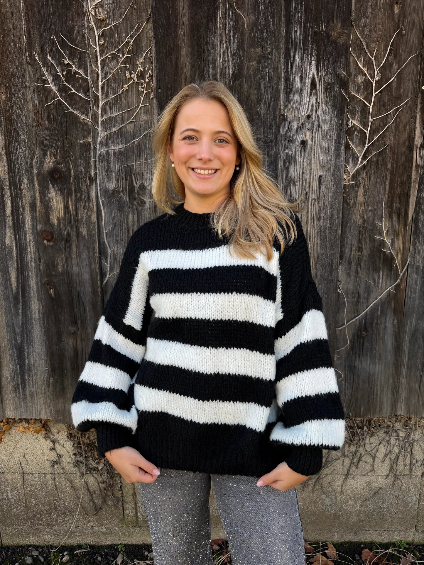 Pullover "Contrast" Schwarz