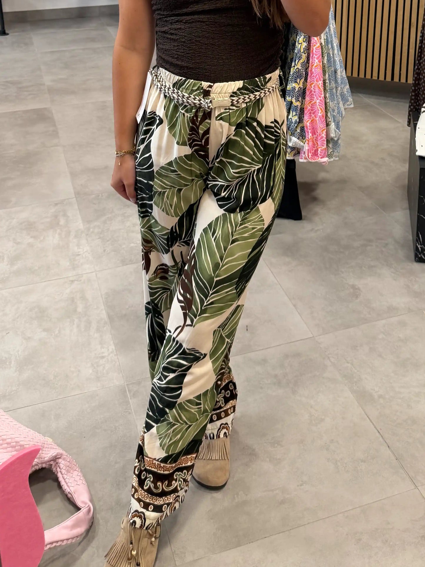 Hose "Tropical Palms" Grün