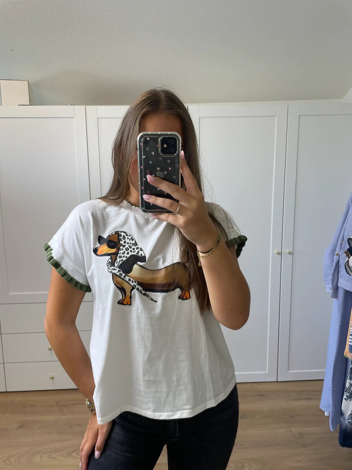 Shirt "Dackel" Olivegrün