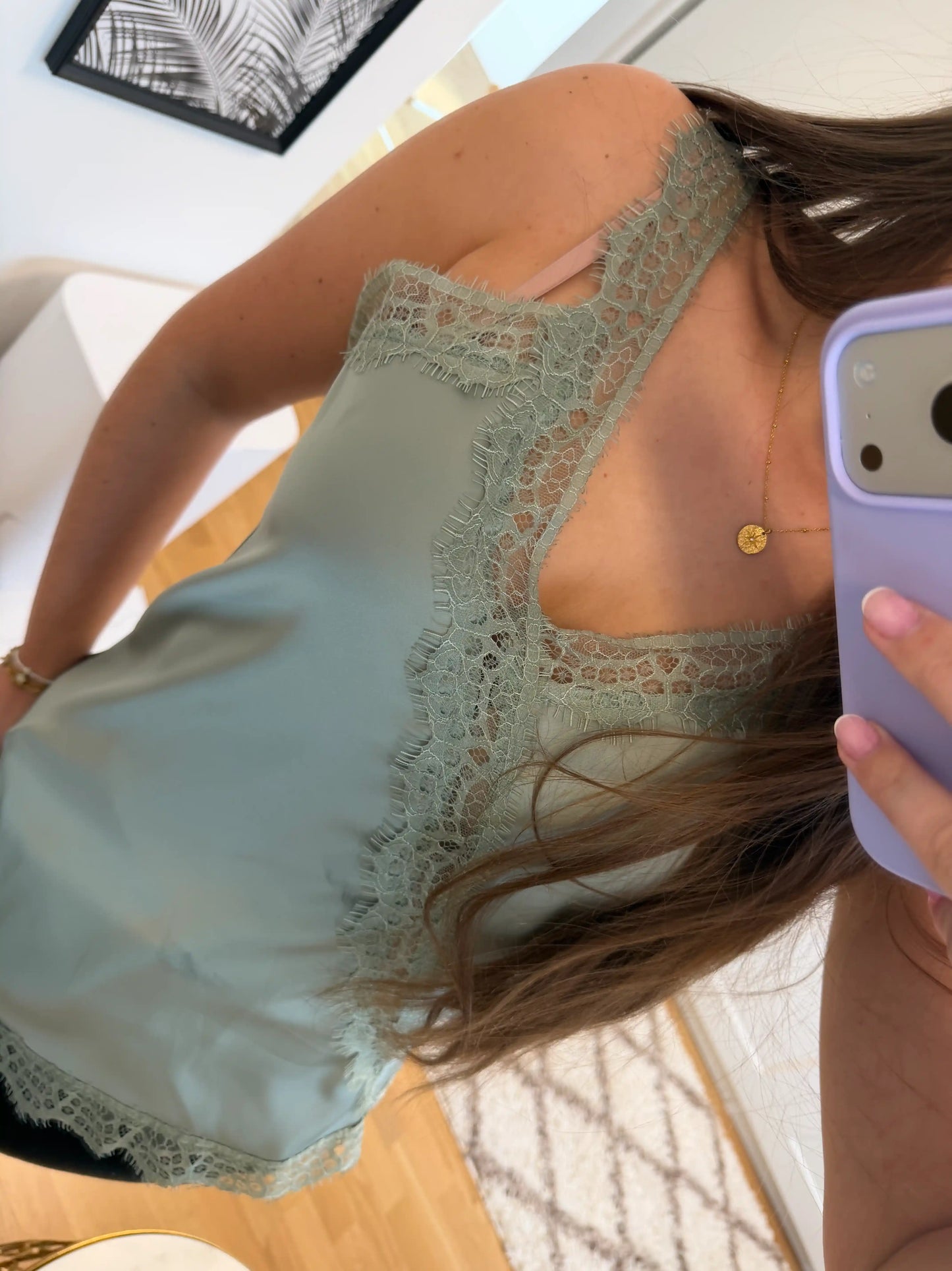 Top "Lace Trim" Grün