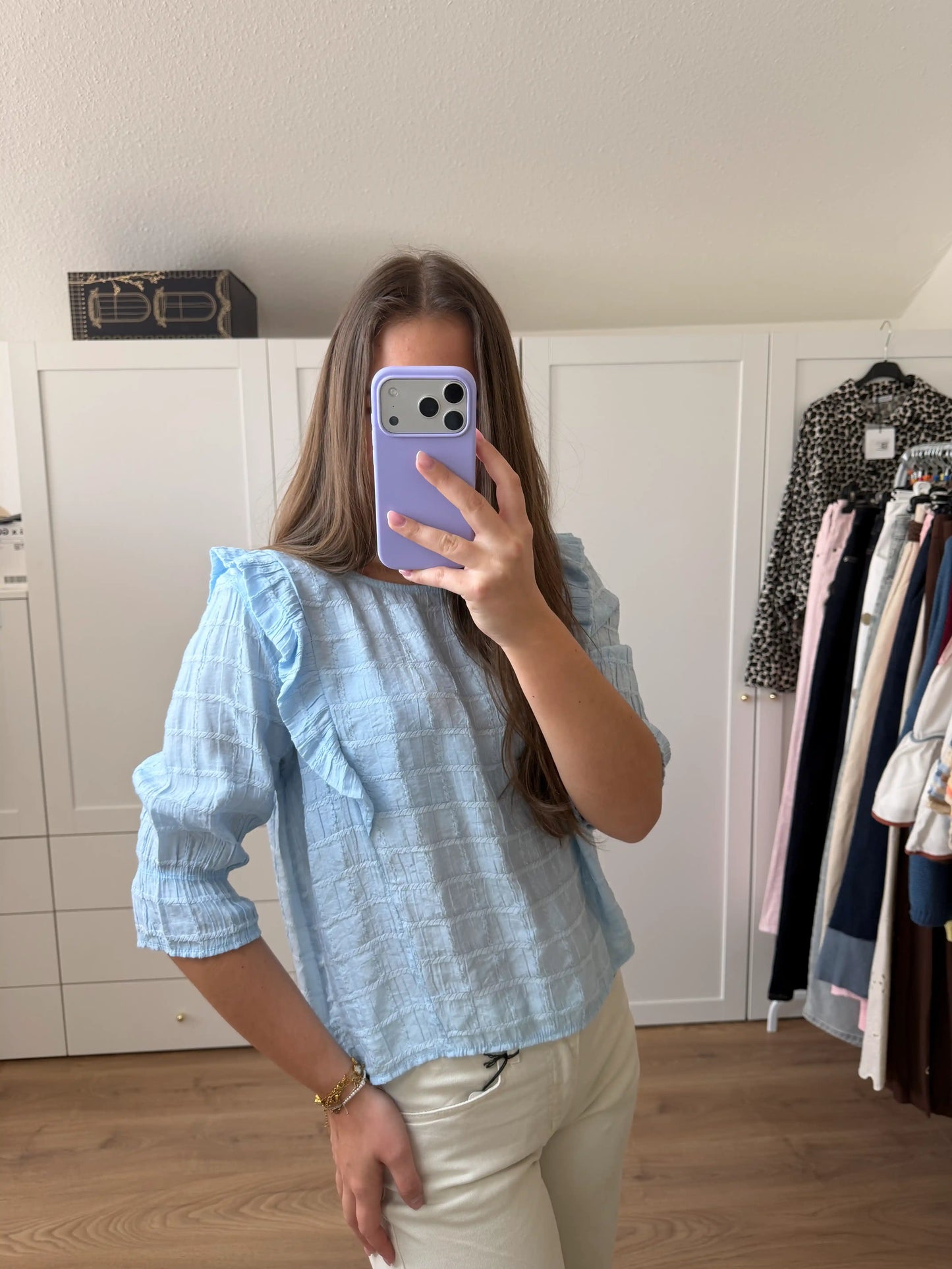 Bluse "Light Ruffle" Hellblau