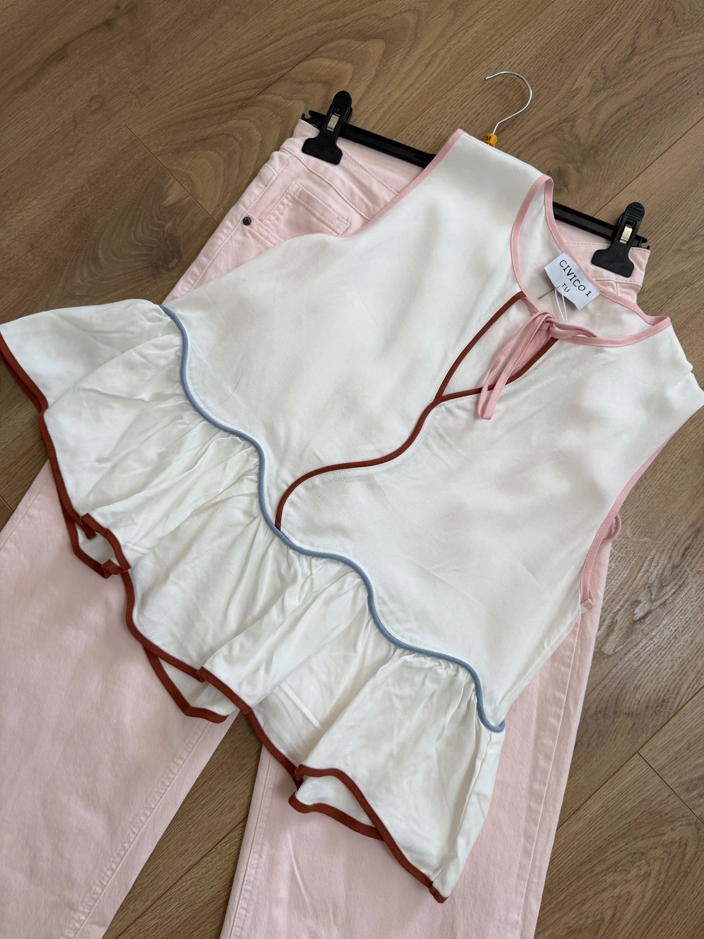 Top "Front Tie" Weiß