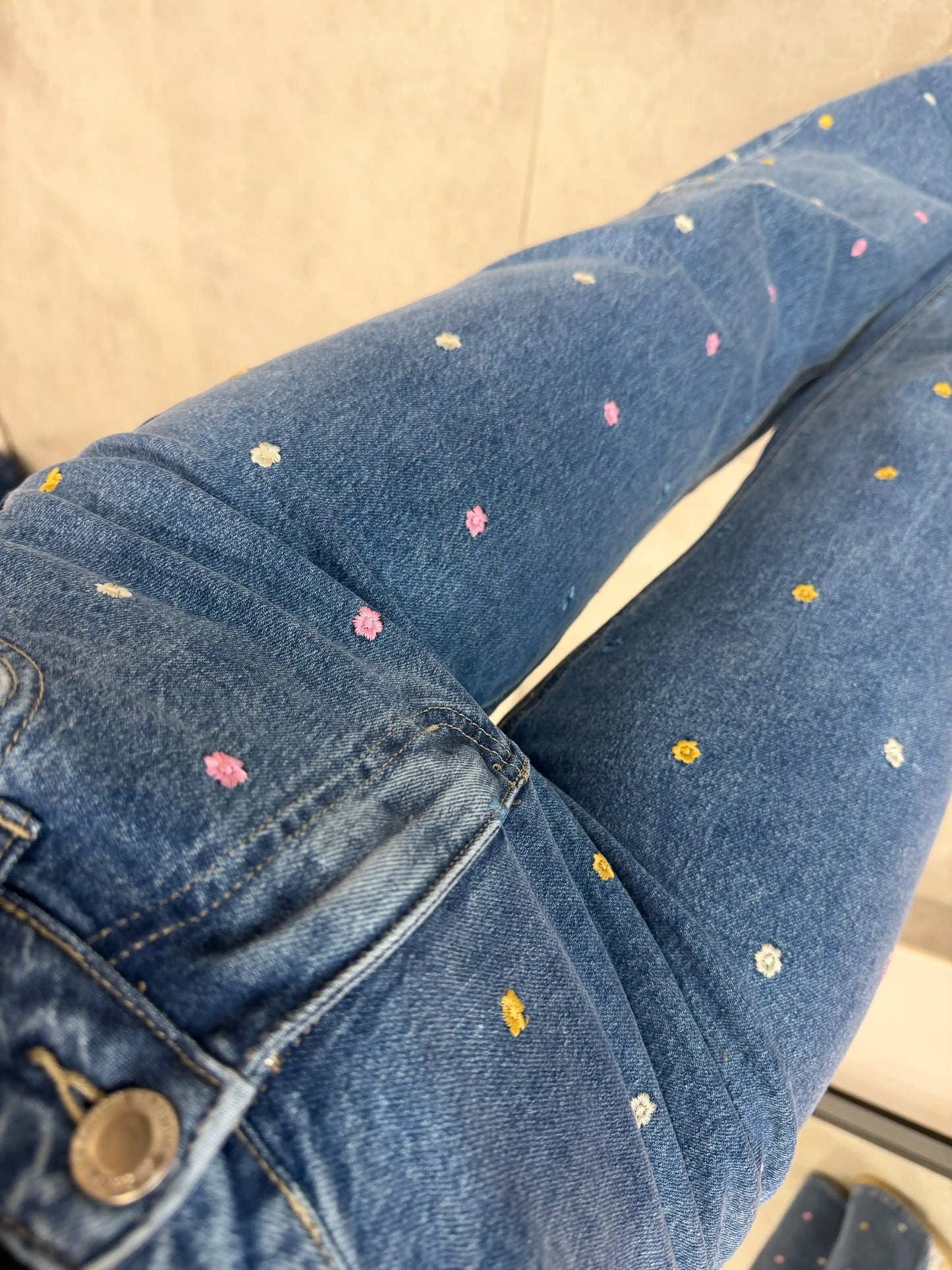 Straight Leg Jeans "Flower"