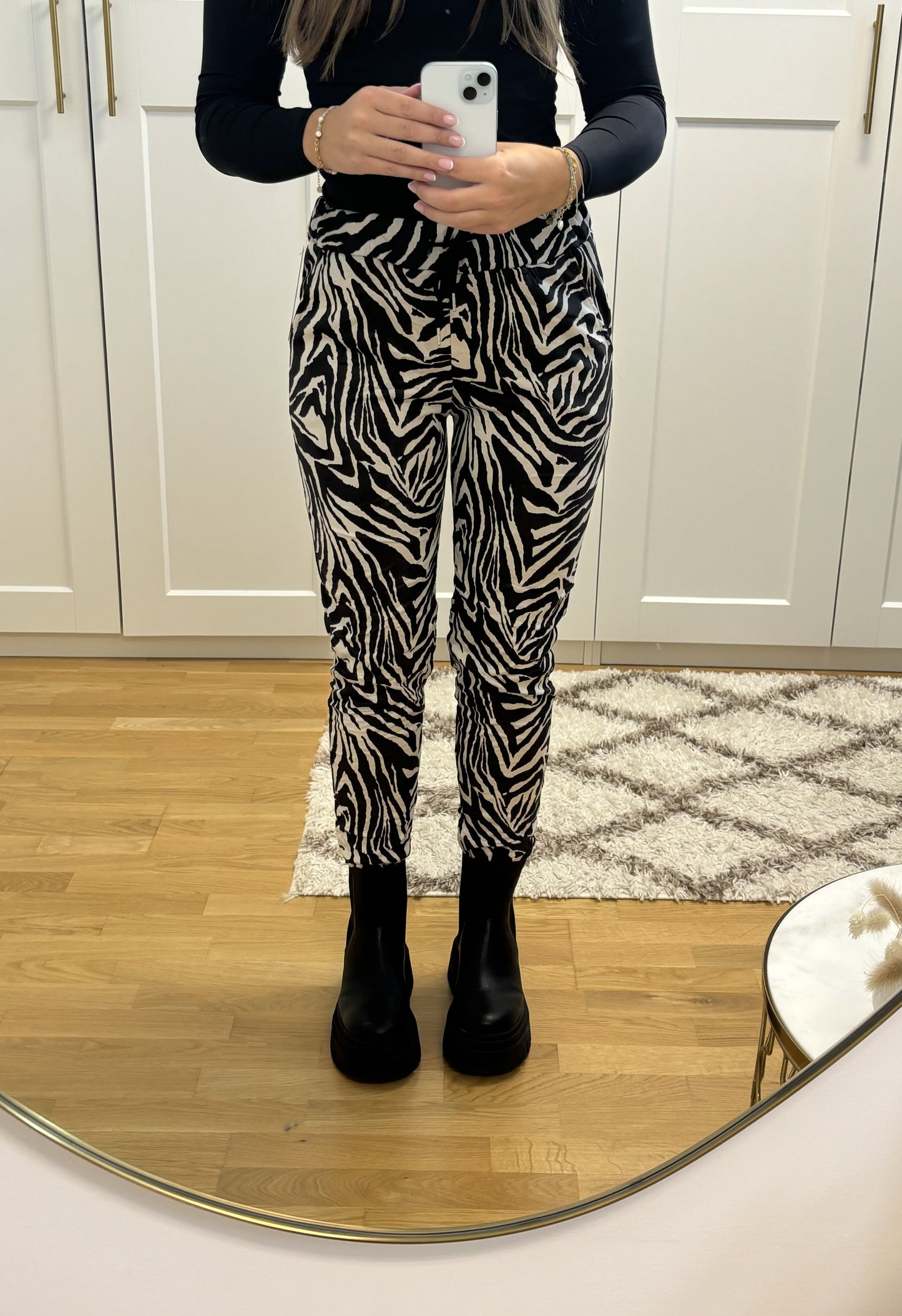 Jogpants/Stoffhose 36-42 Zebra