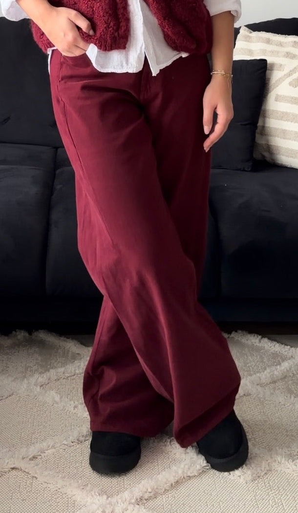 Wide-Leg-Jeans Weinrot
