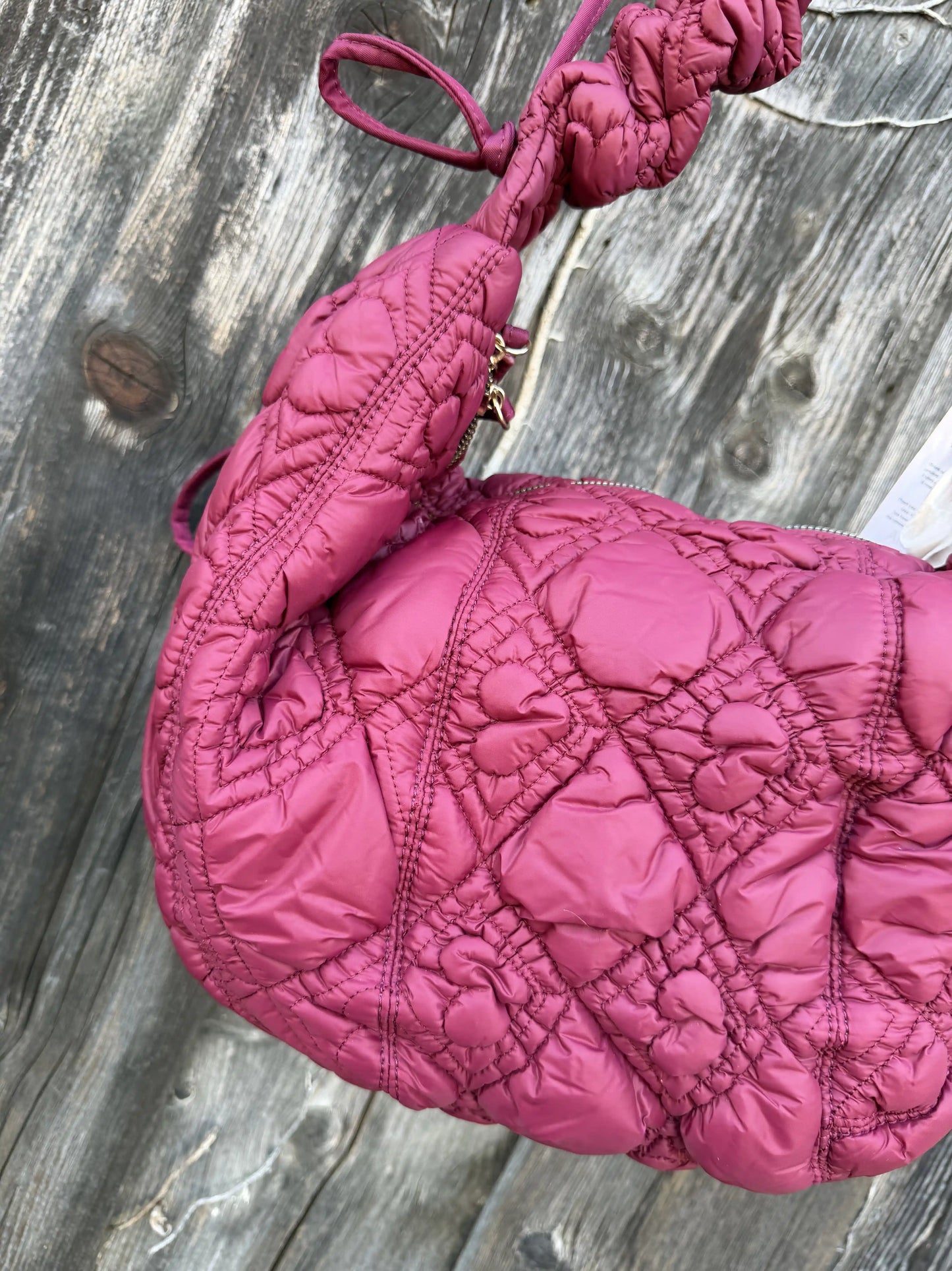 Tasche "Puffy Loop" Weinrot