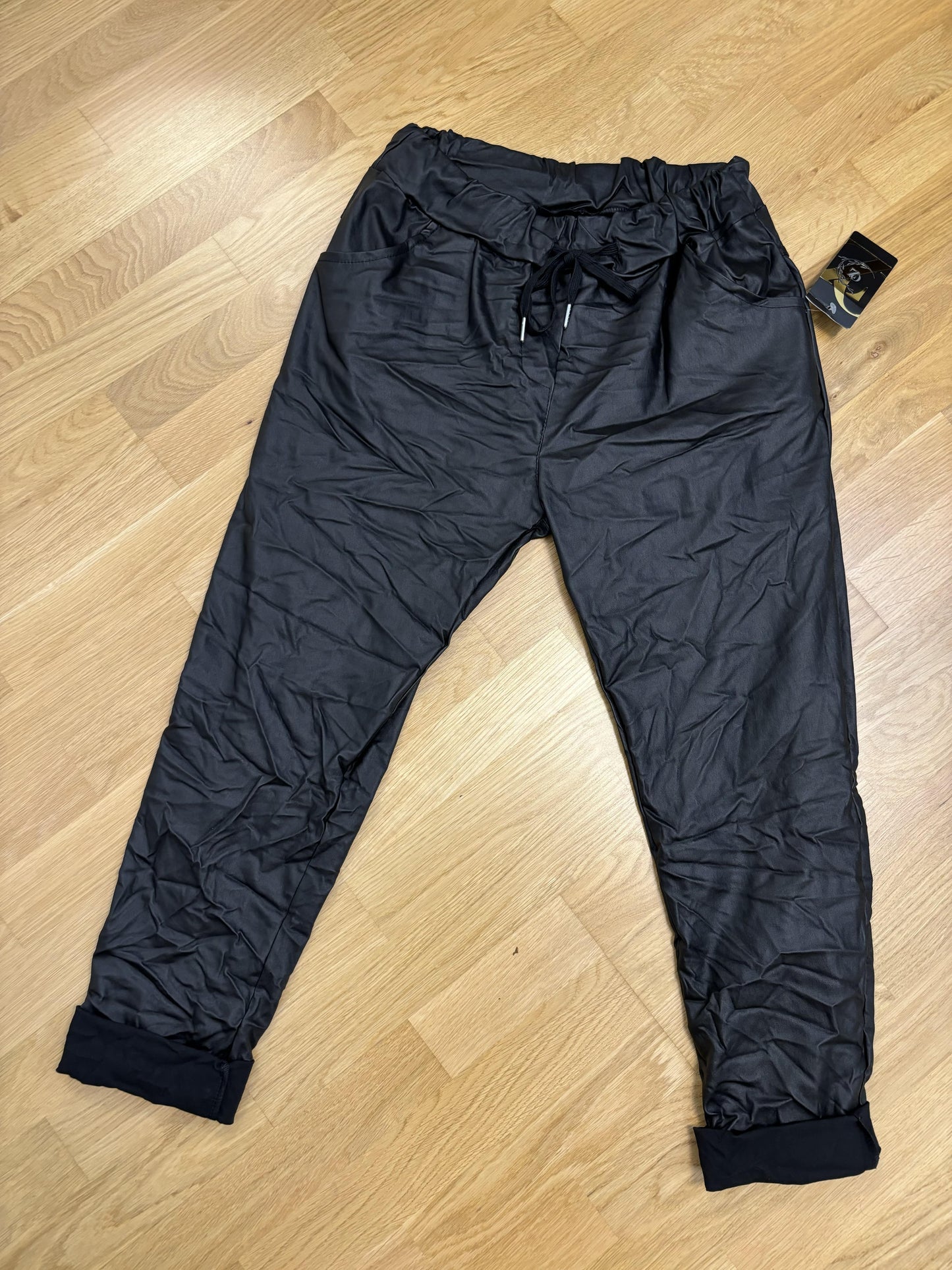 Jogpants/Stoffhose Lederimitat Schwarz