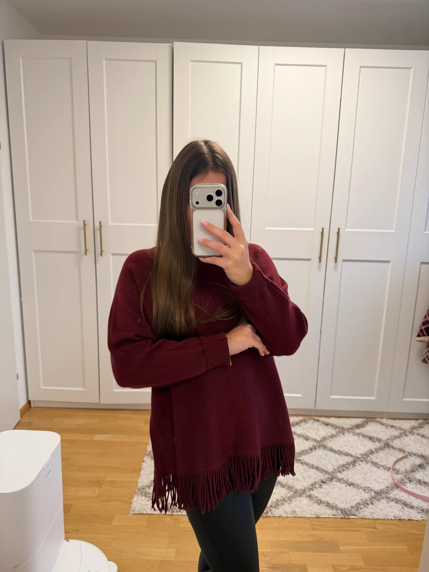 Fransenpullover Weinrot