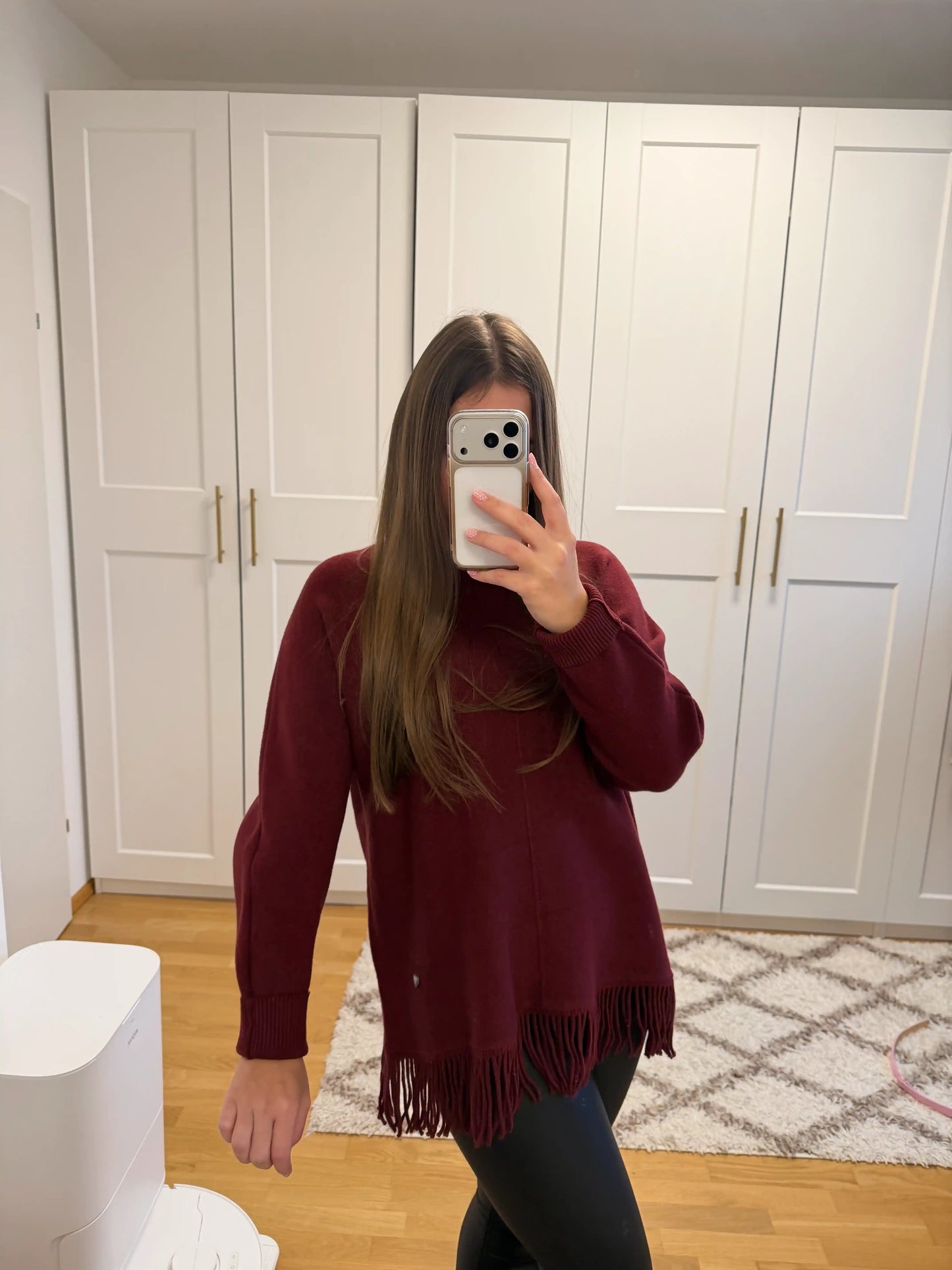 Fransenpullover Weinrot