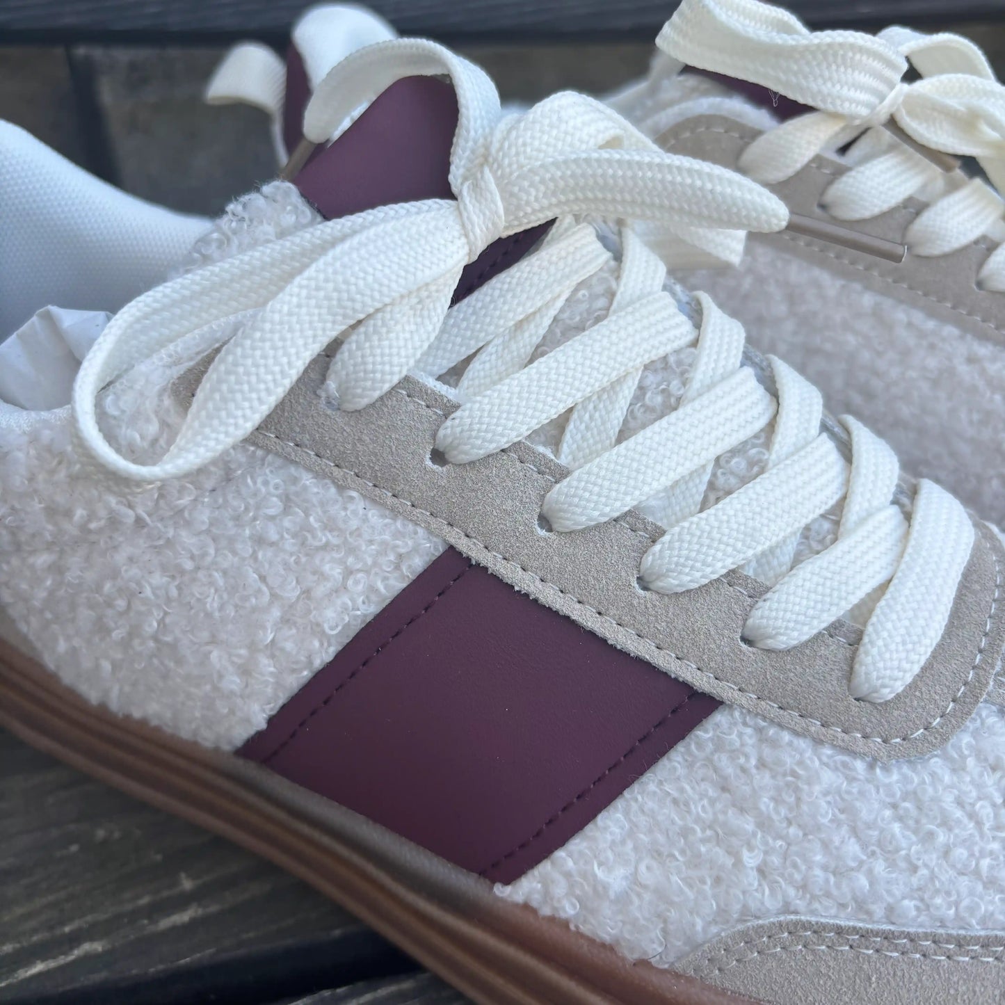 Sneaker "Teddy" Weinrot