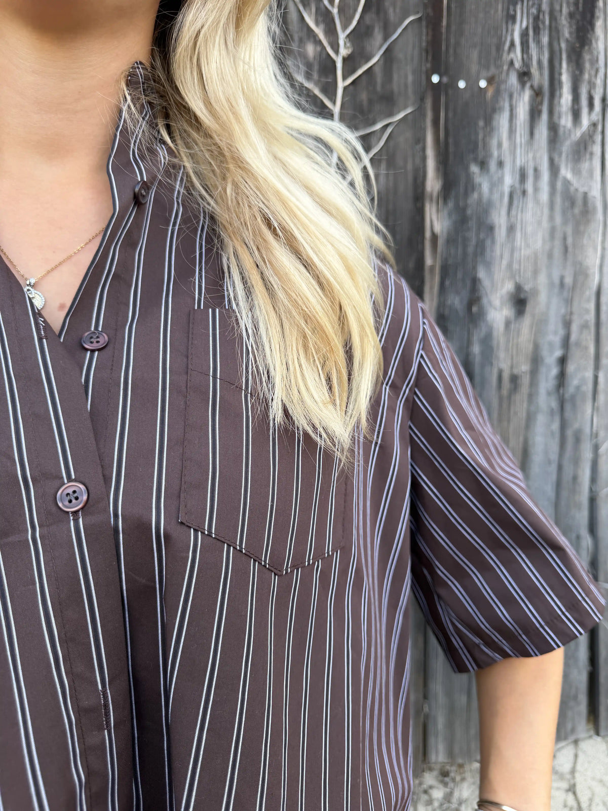 Crop-Bluse "Pinstripe" Schokobraun