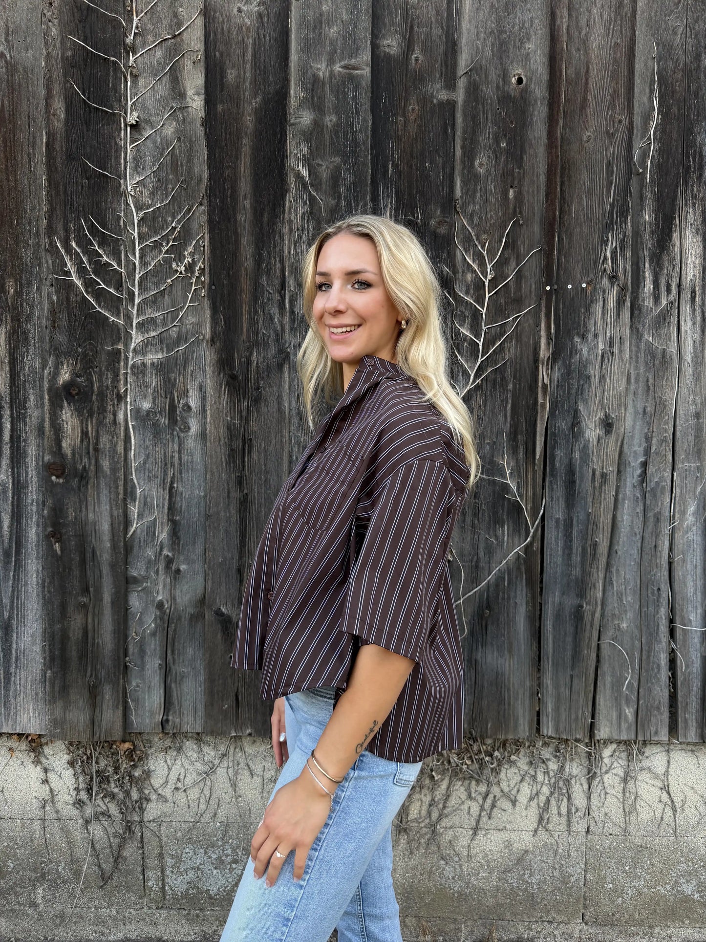 Crop-Bluse "Pinstripe" Schokobraun