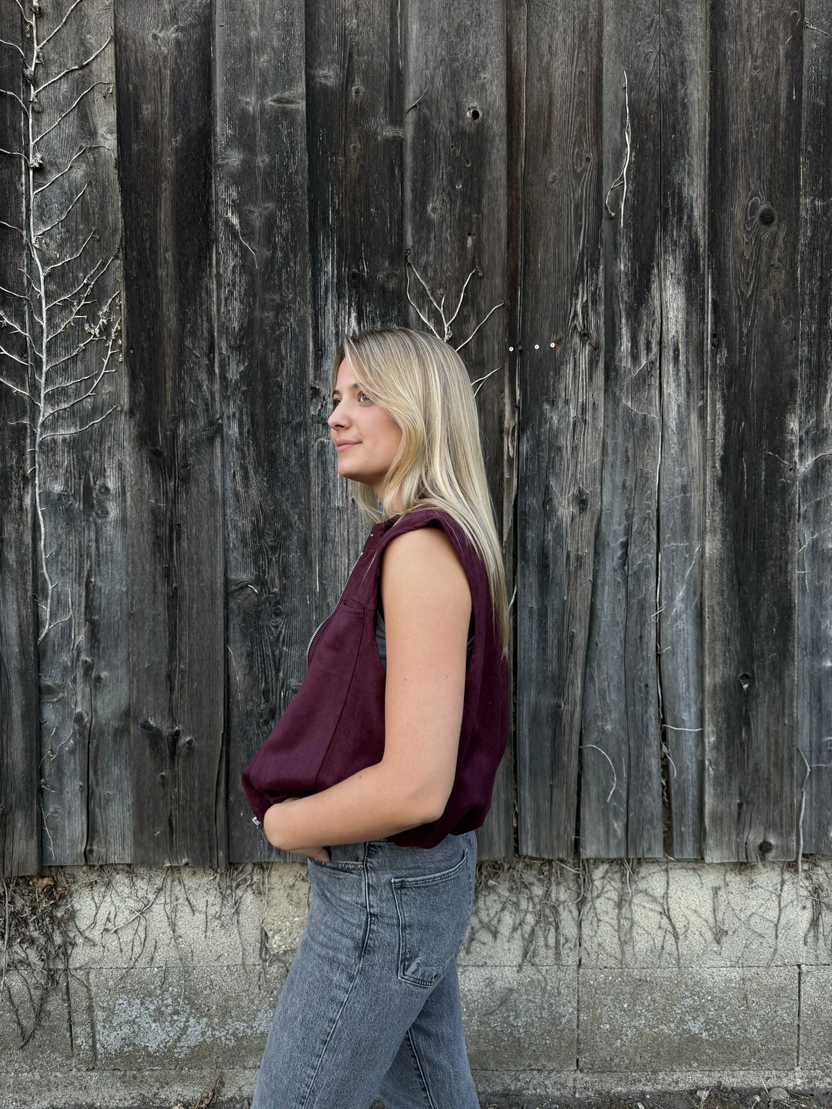 Gilet "Velvet Utility" Weinrot